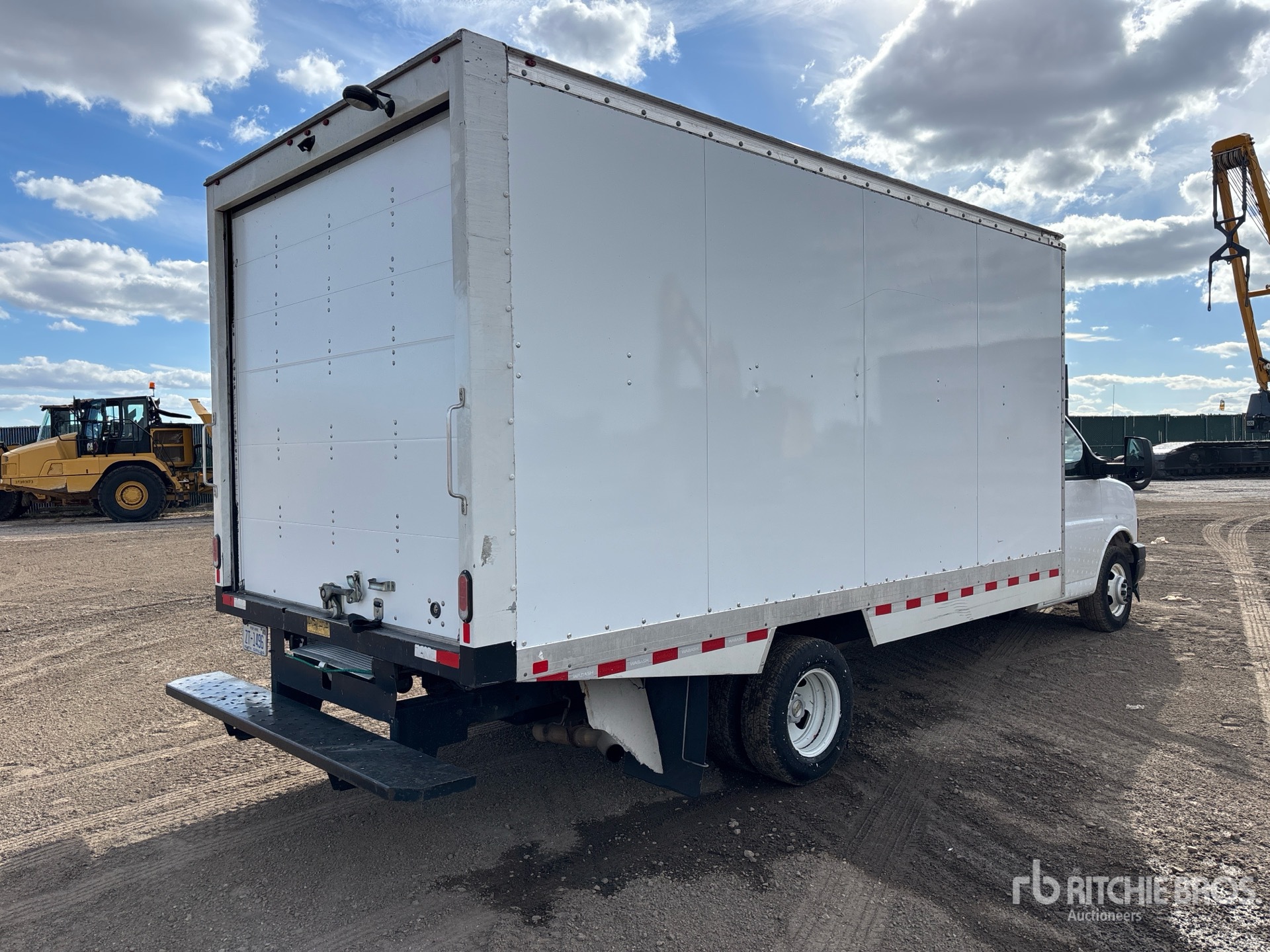 General Appearance with Imagen: esquina trasera derecha