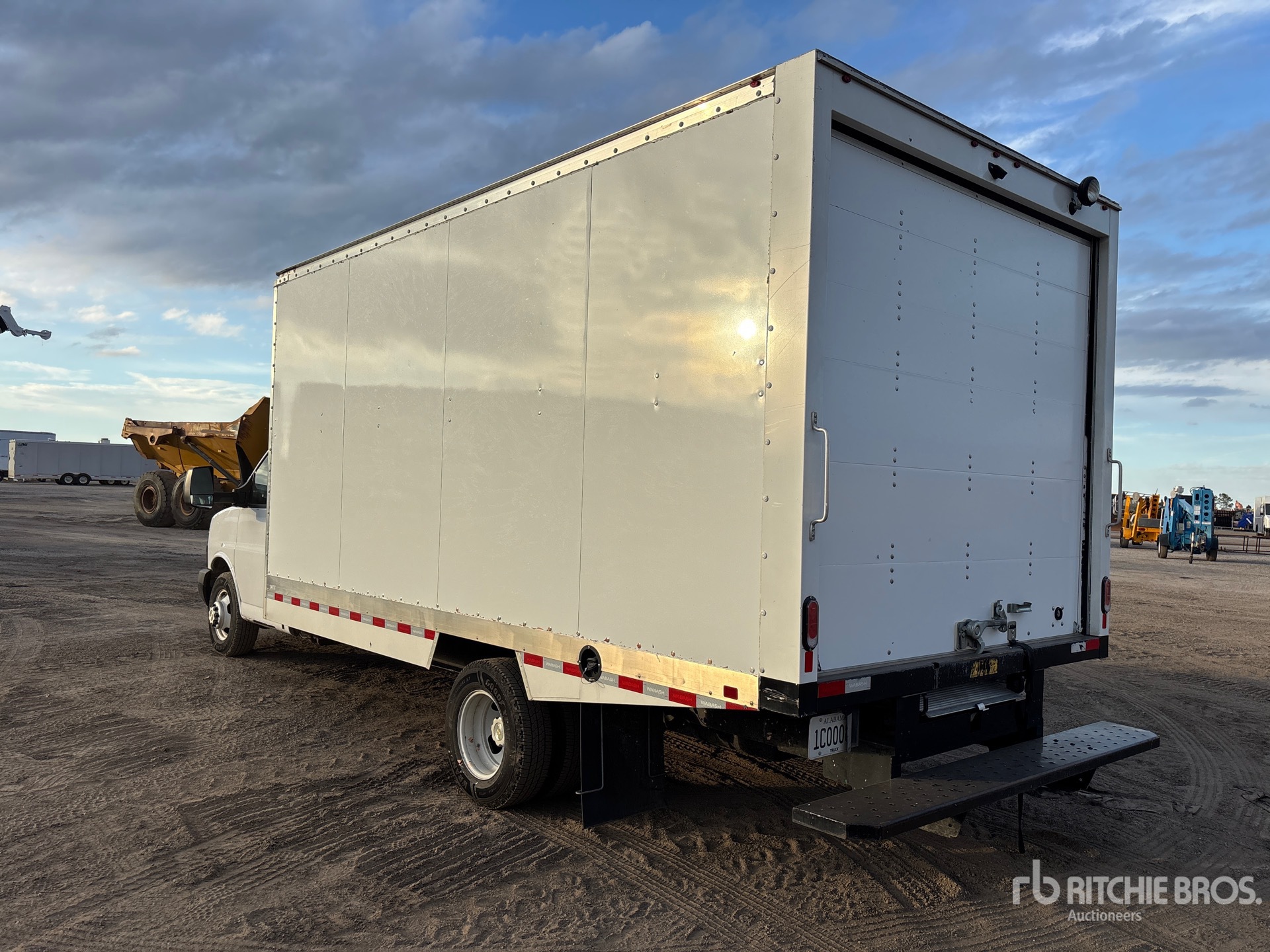 General Appearance with Imagen: esquina trasera izquierda