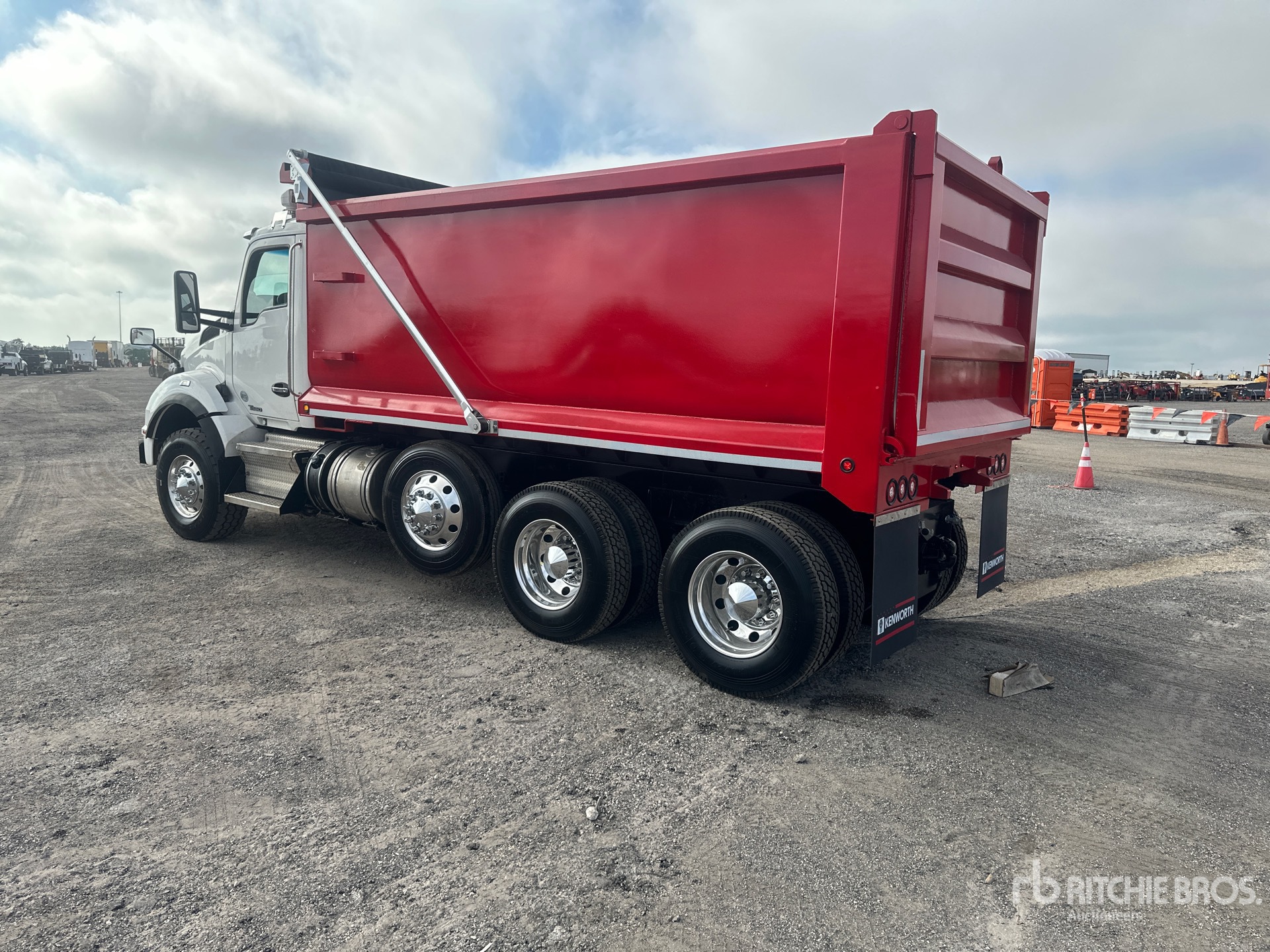 General Appearance with Image, coin arrière gauche