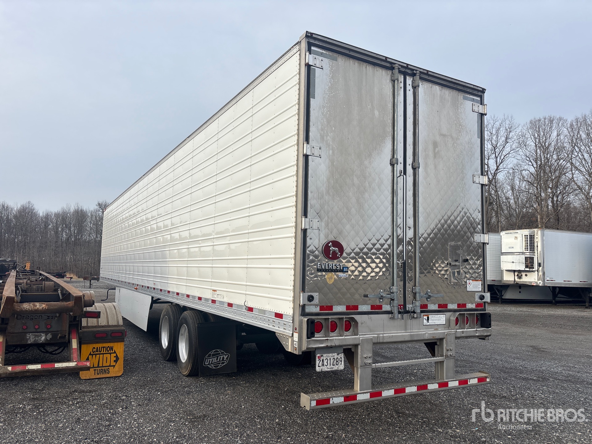 General Appearance with Foto, angolo posteriore sinistro