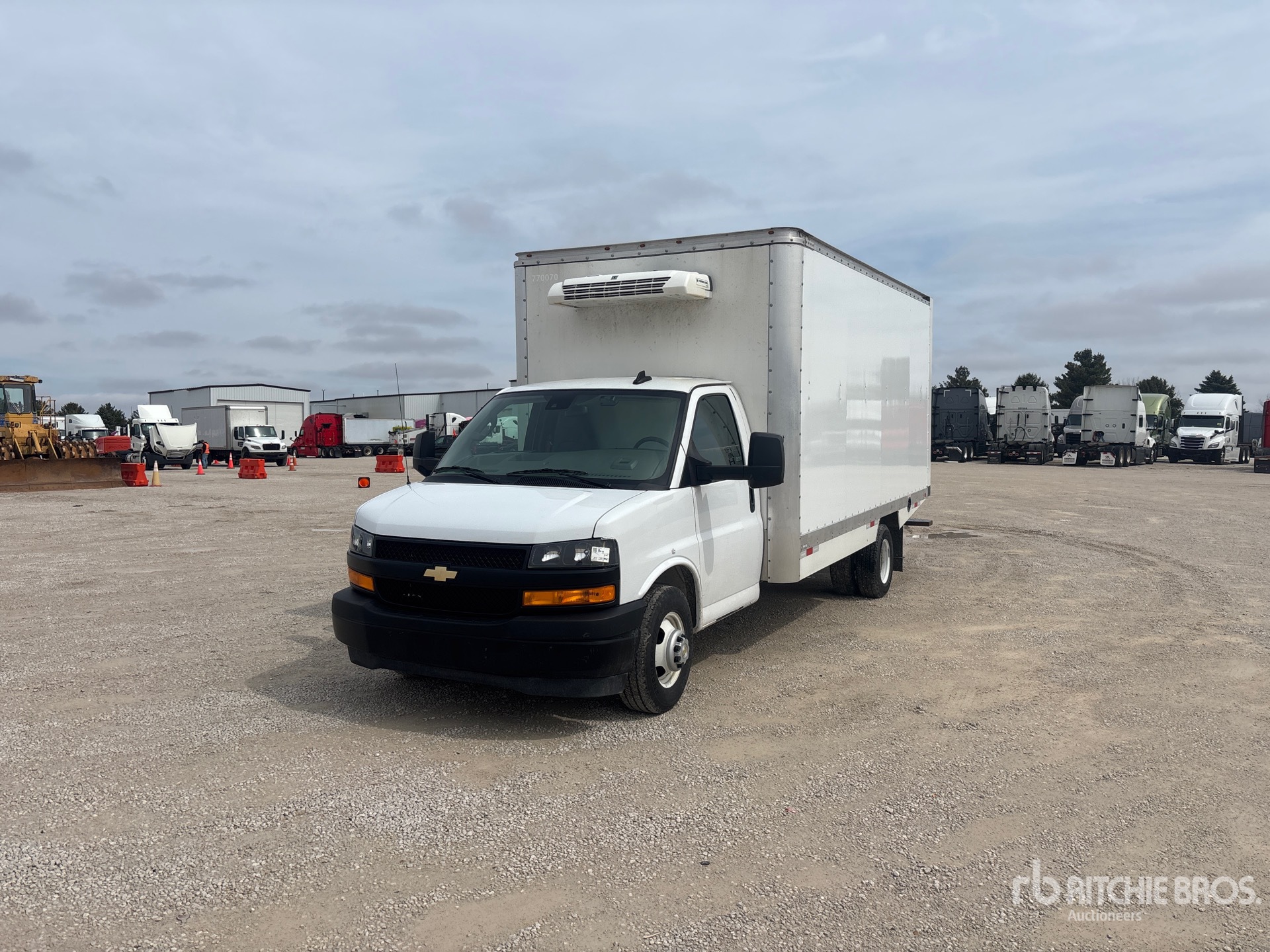 2024 Chevrolet EXPRESS G3500