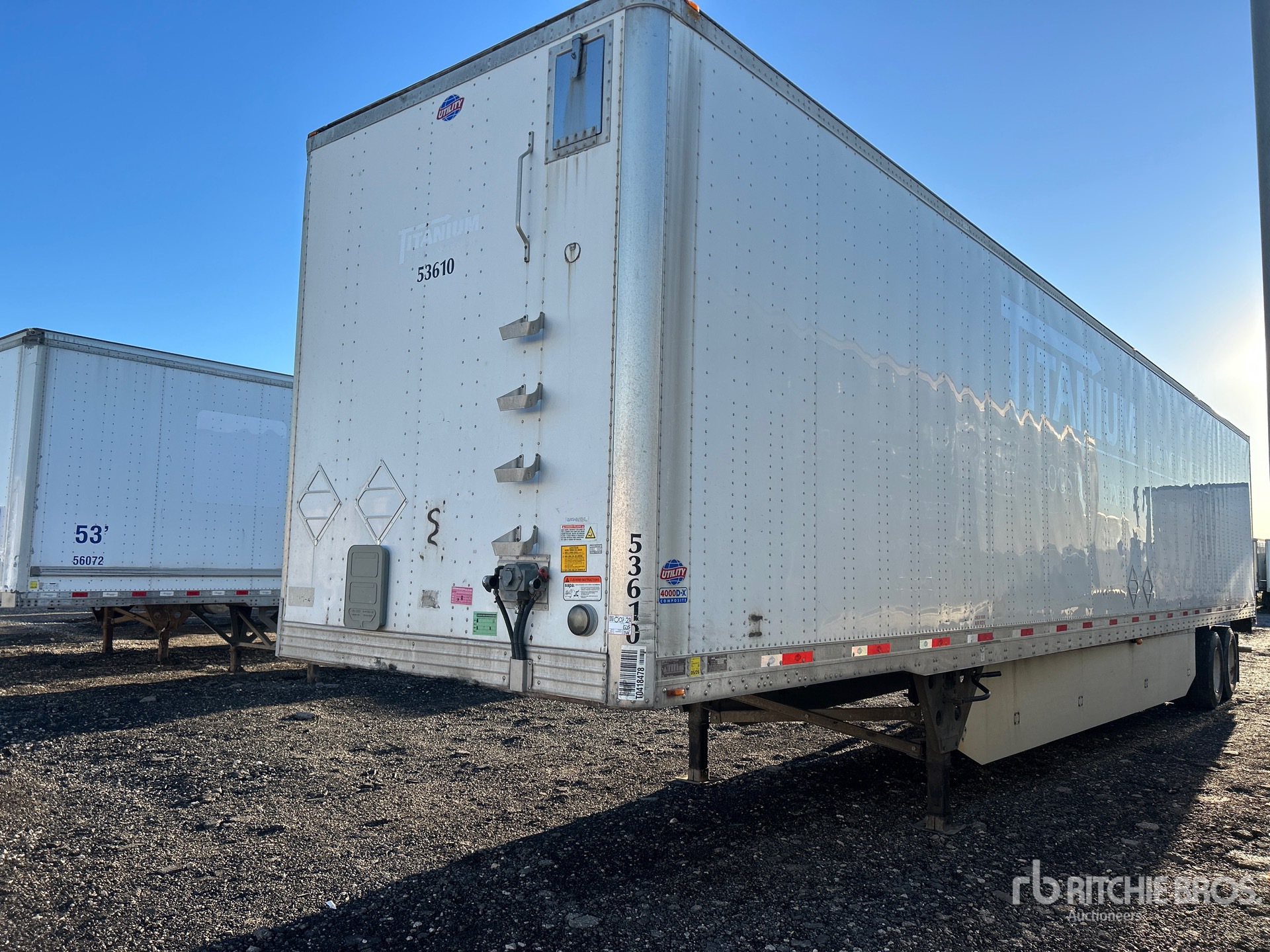 General Appearance with Foto, angolo anteriore sinistro