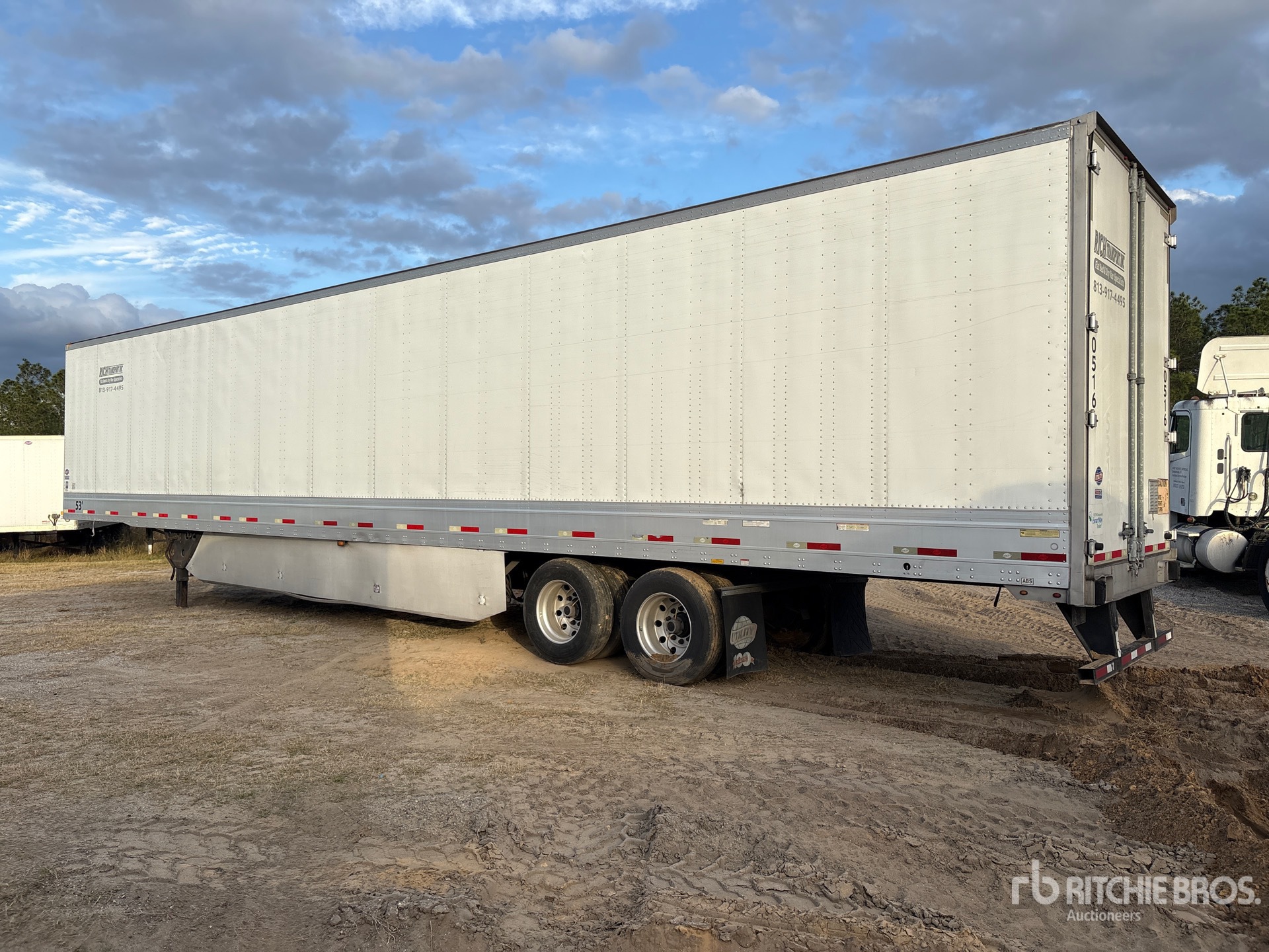 General Appearance with Imagen: esquina trasera izquierda