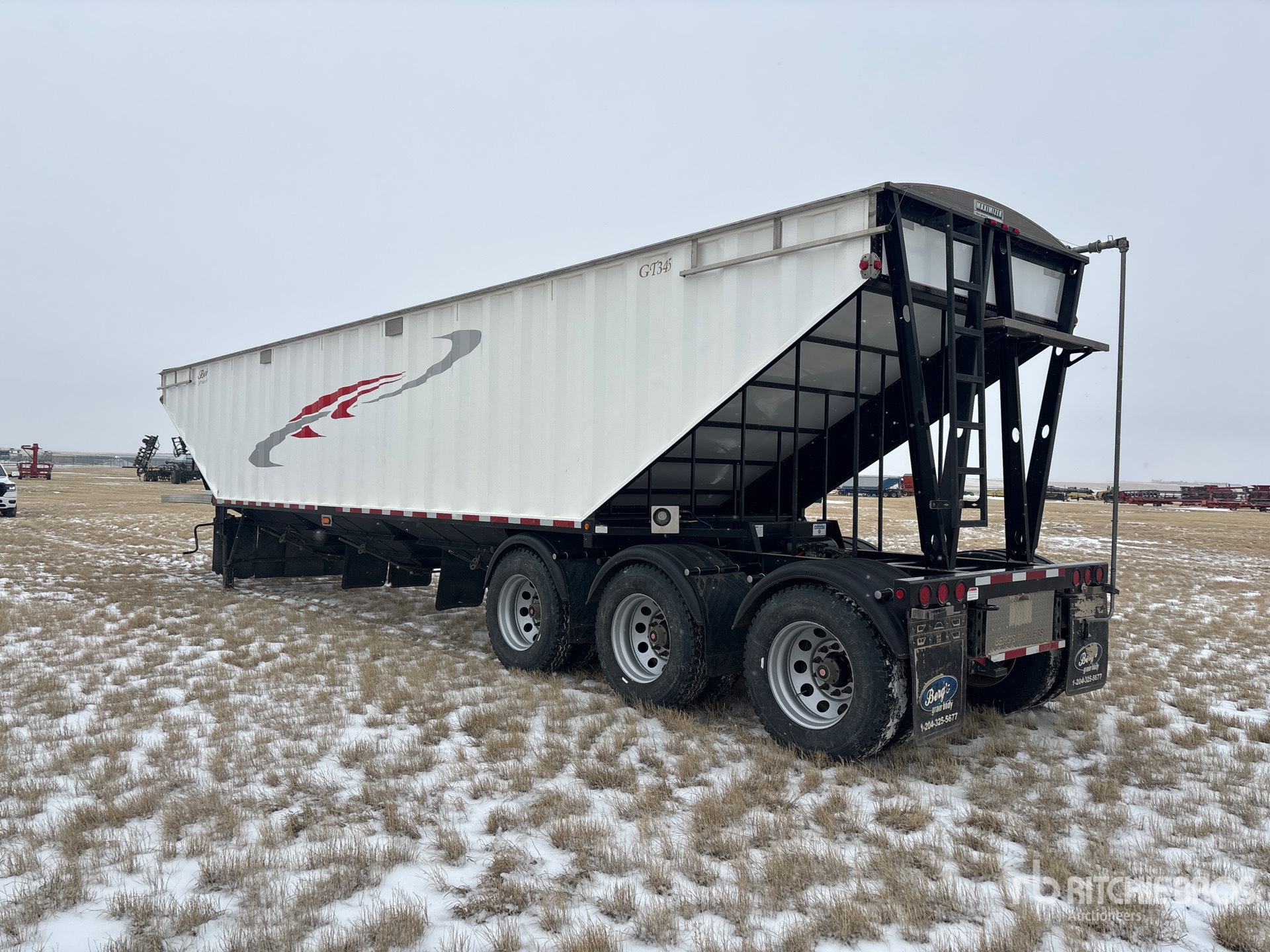 Aspect général with Image, coin arrière gauche