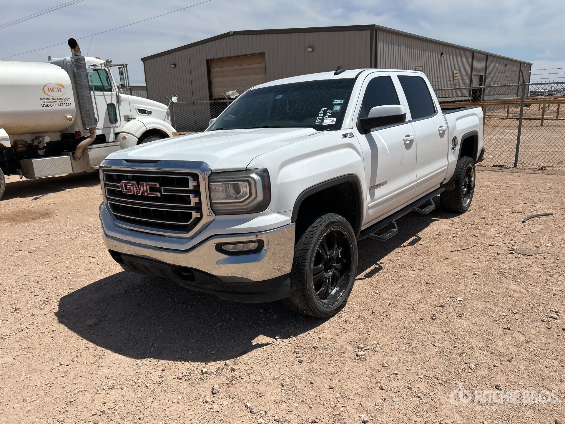 General Appearance with Picture, Left Front Corner