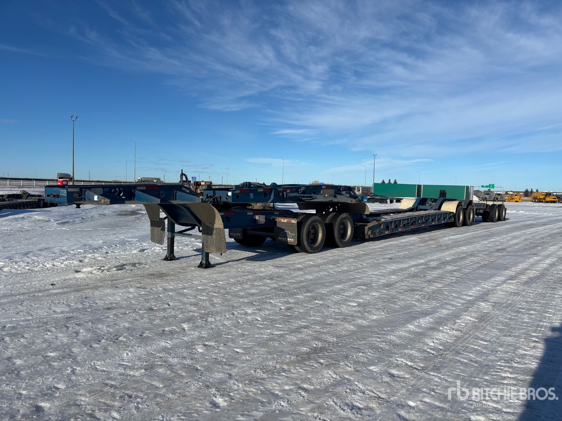 General Appearance with Featured Photo