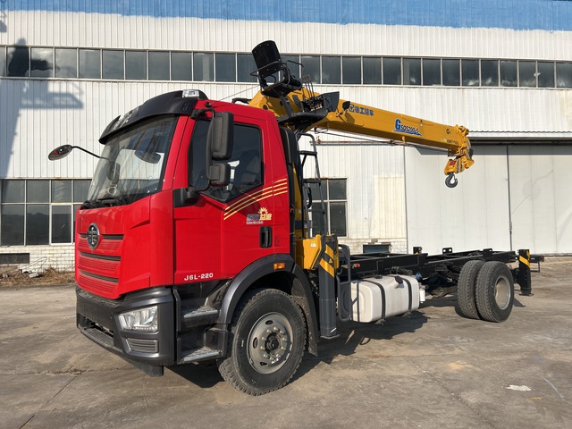XCMG SQS200 8 ton on 2024 FAW J6L-220 4x2 Crane Truck (Unused)