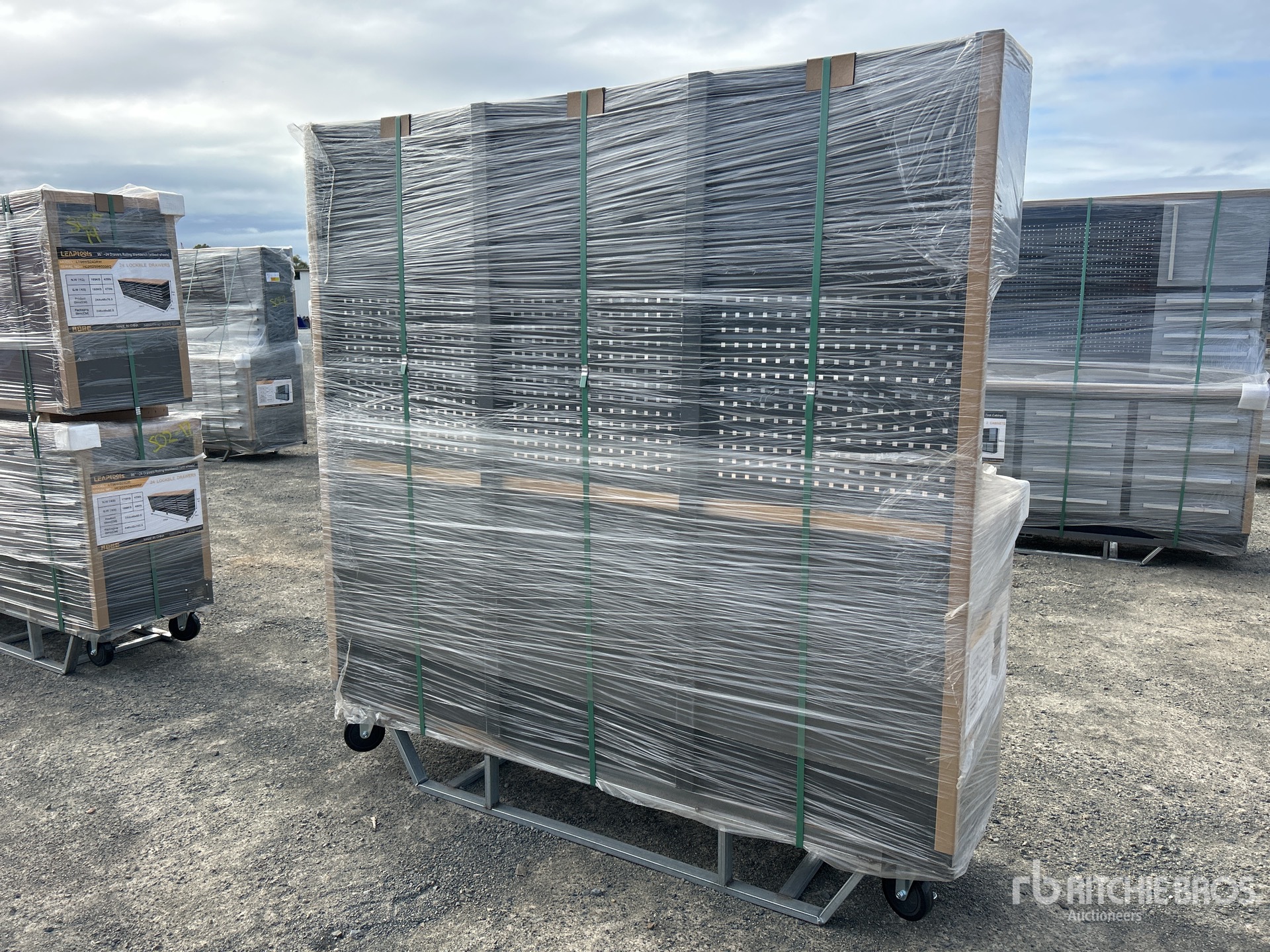 General Appearance with Picture, Right Rear Corner