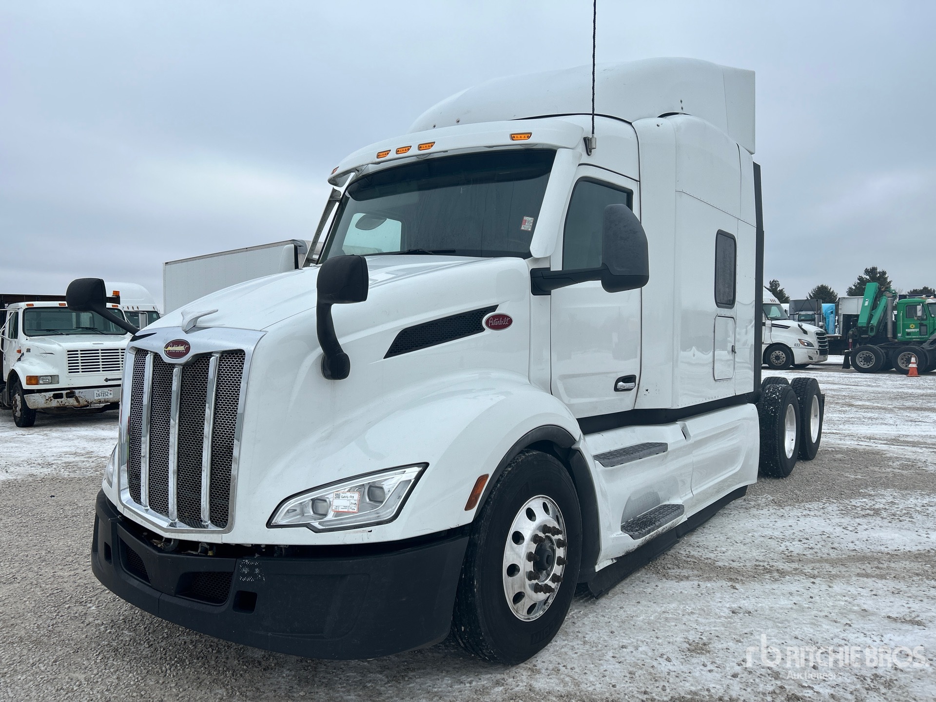 General Appearance with Picture, Left Front Corner