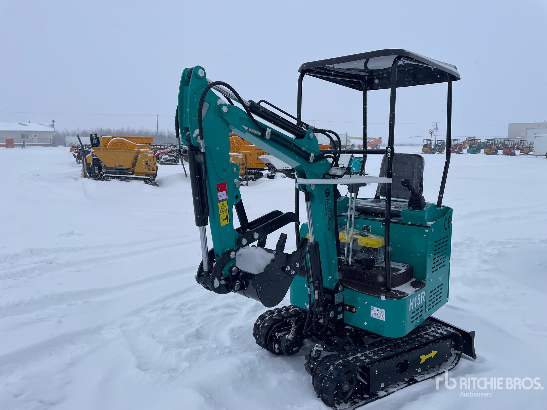 General Appearance with Picture, Left Front Corner