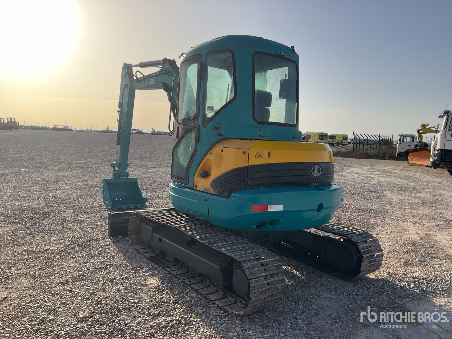 Aspect général with Image, coin arrière gauche