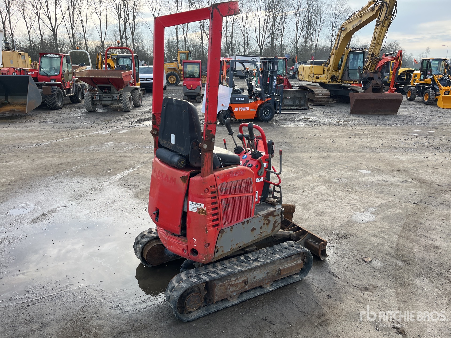 General Appearance with Bild, Ecke hinten rechts