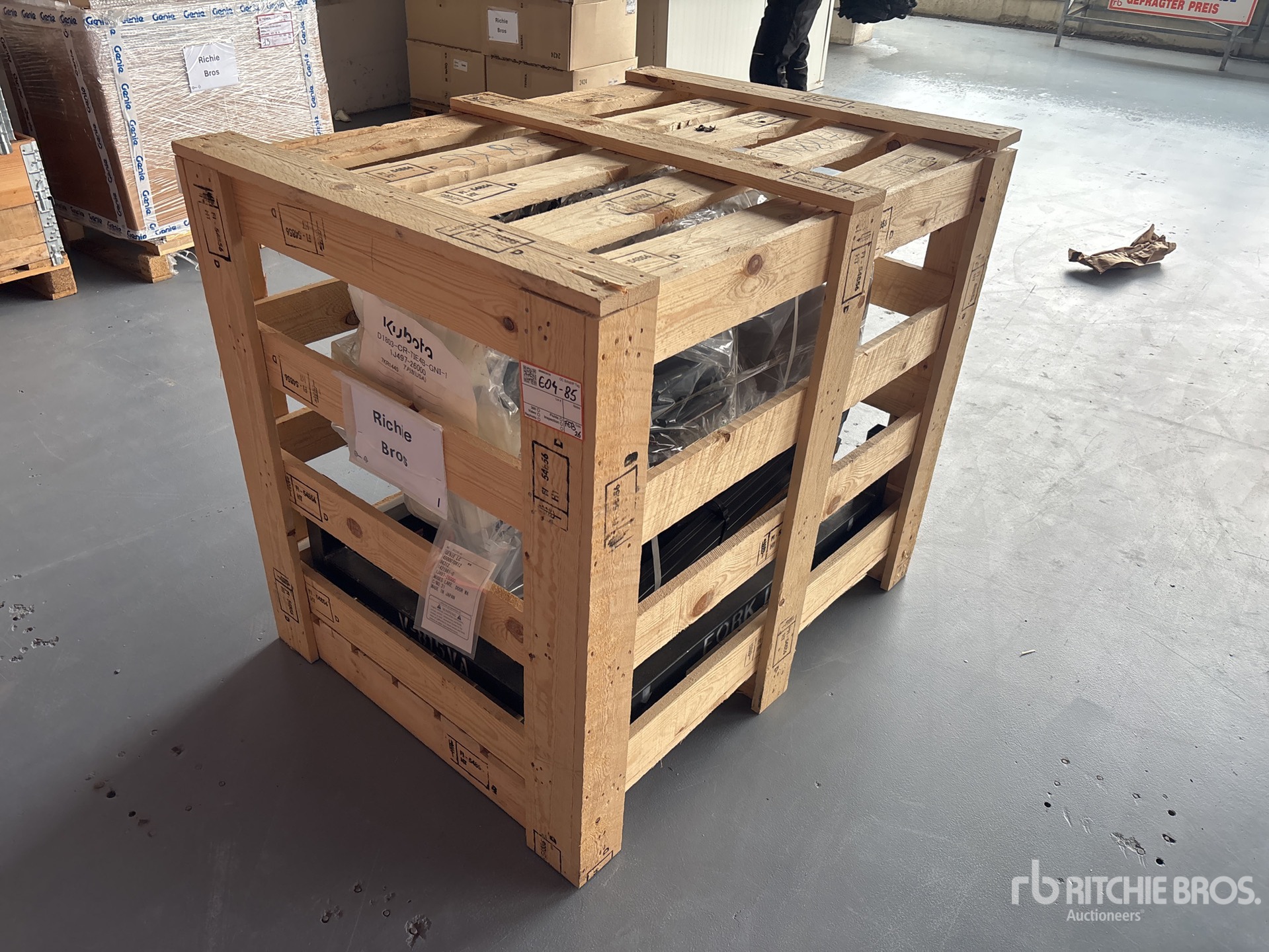 General Appearance with Bild, Ecke vorne links