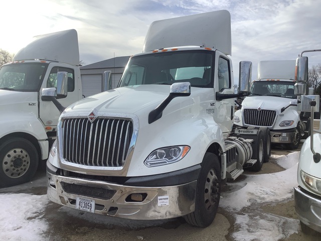 2018 (unverified) International LT 6x4 T/A Day Cab Truck Tractor