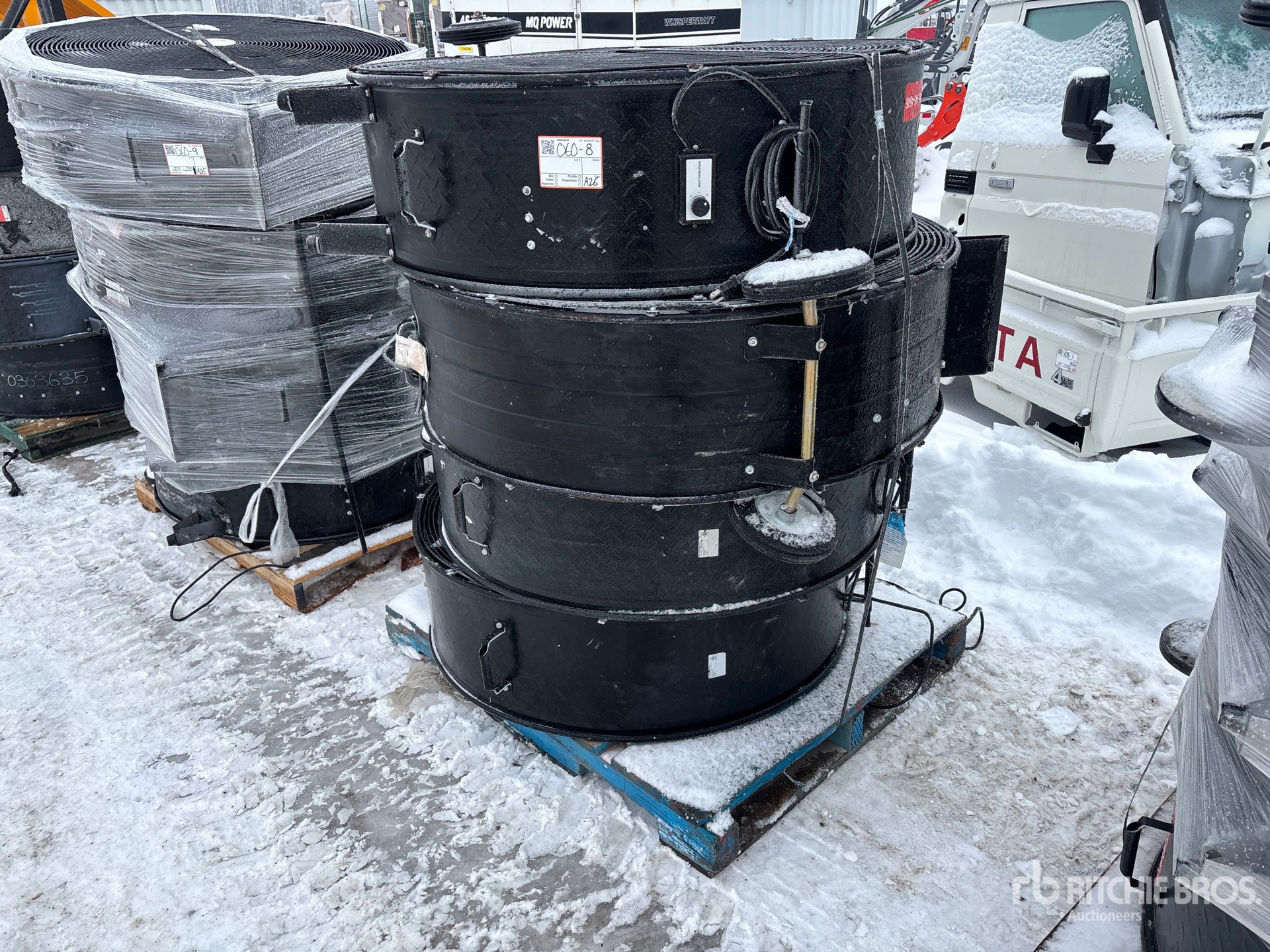 General Appearance with Picture, Right Front Corner