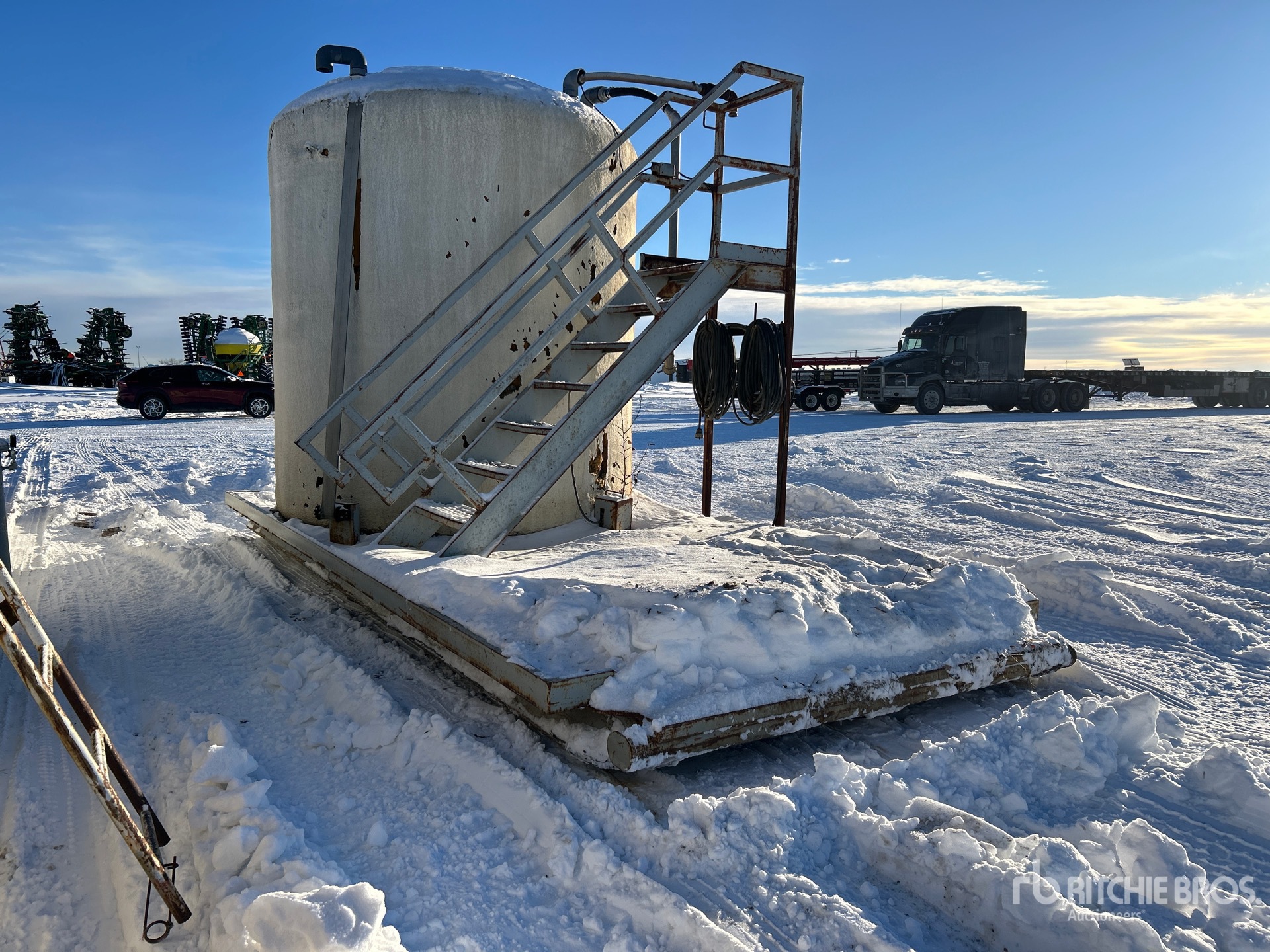 General Appearance with Bild, Ecke hinten links