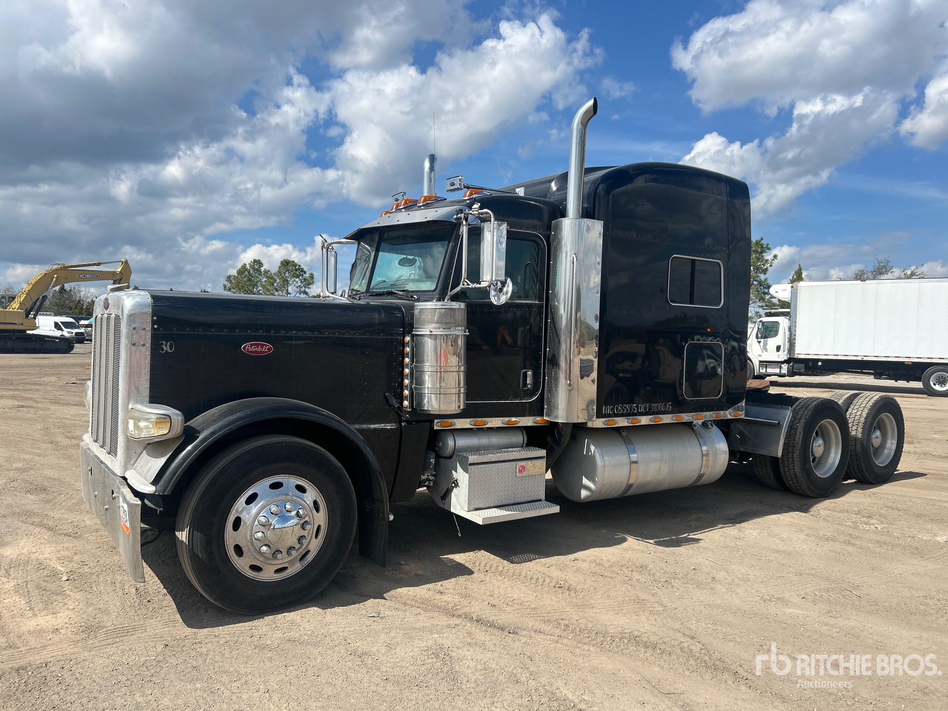 General Appearance with Imagen: esquina delantera izquierda