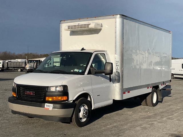 2024 GMC Savana 3500 4x2 Refrigerated Truck