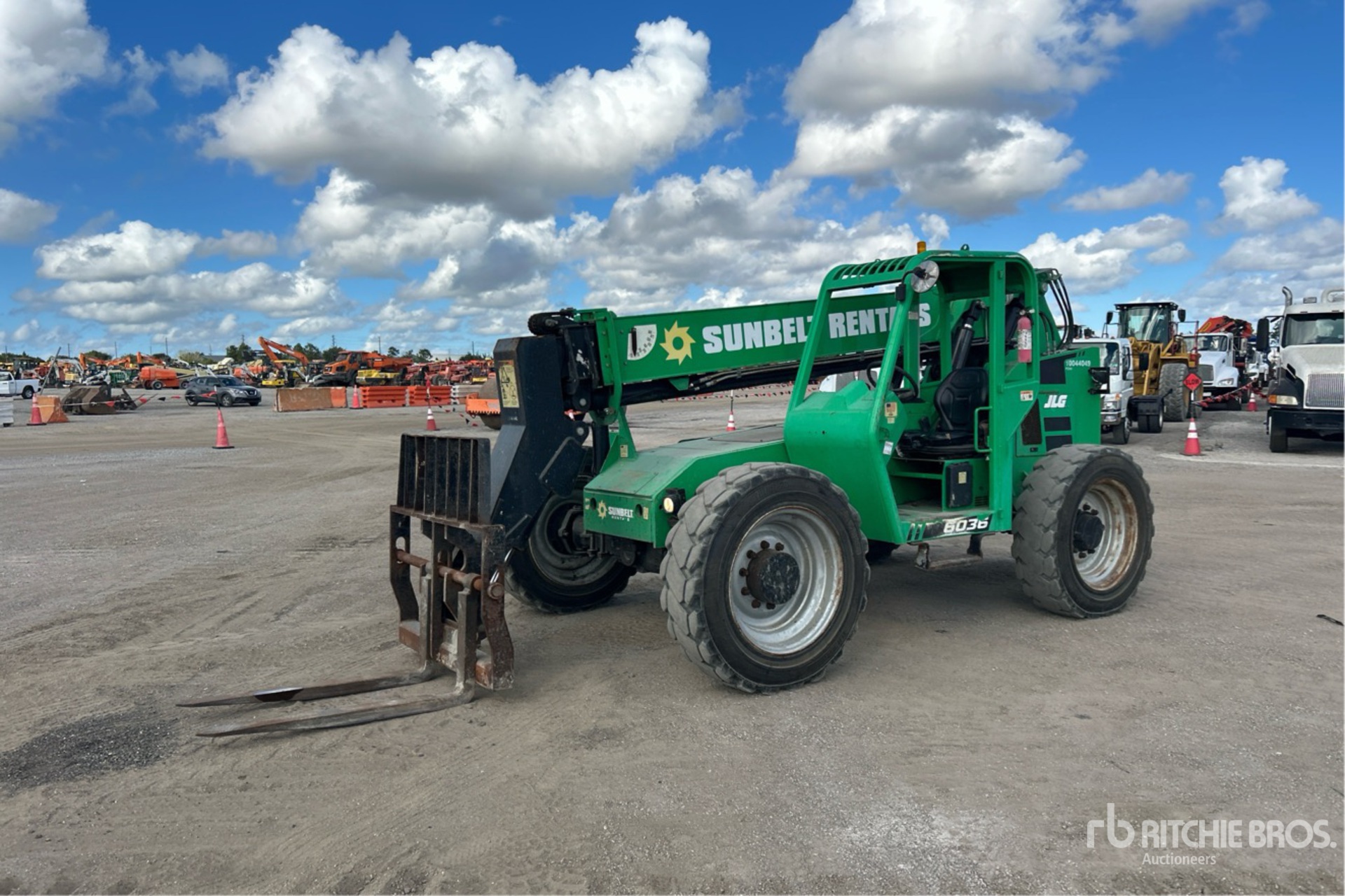 General Appearance with Picture, Left Front Corner