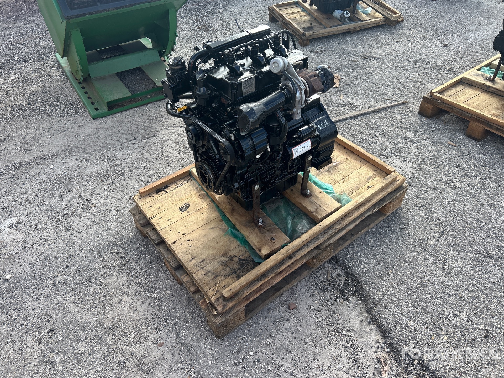 General Appearance with Picture, Right Front Corner