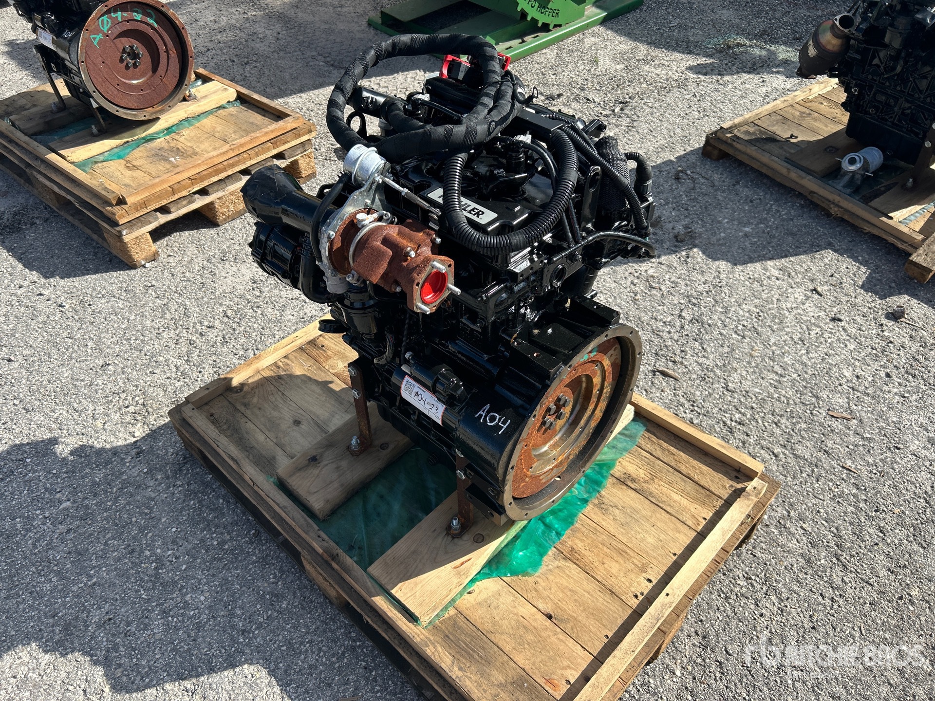 General Appearance with Foto, angolo posteriore sinistro