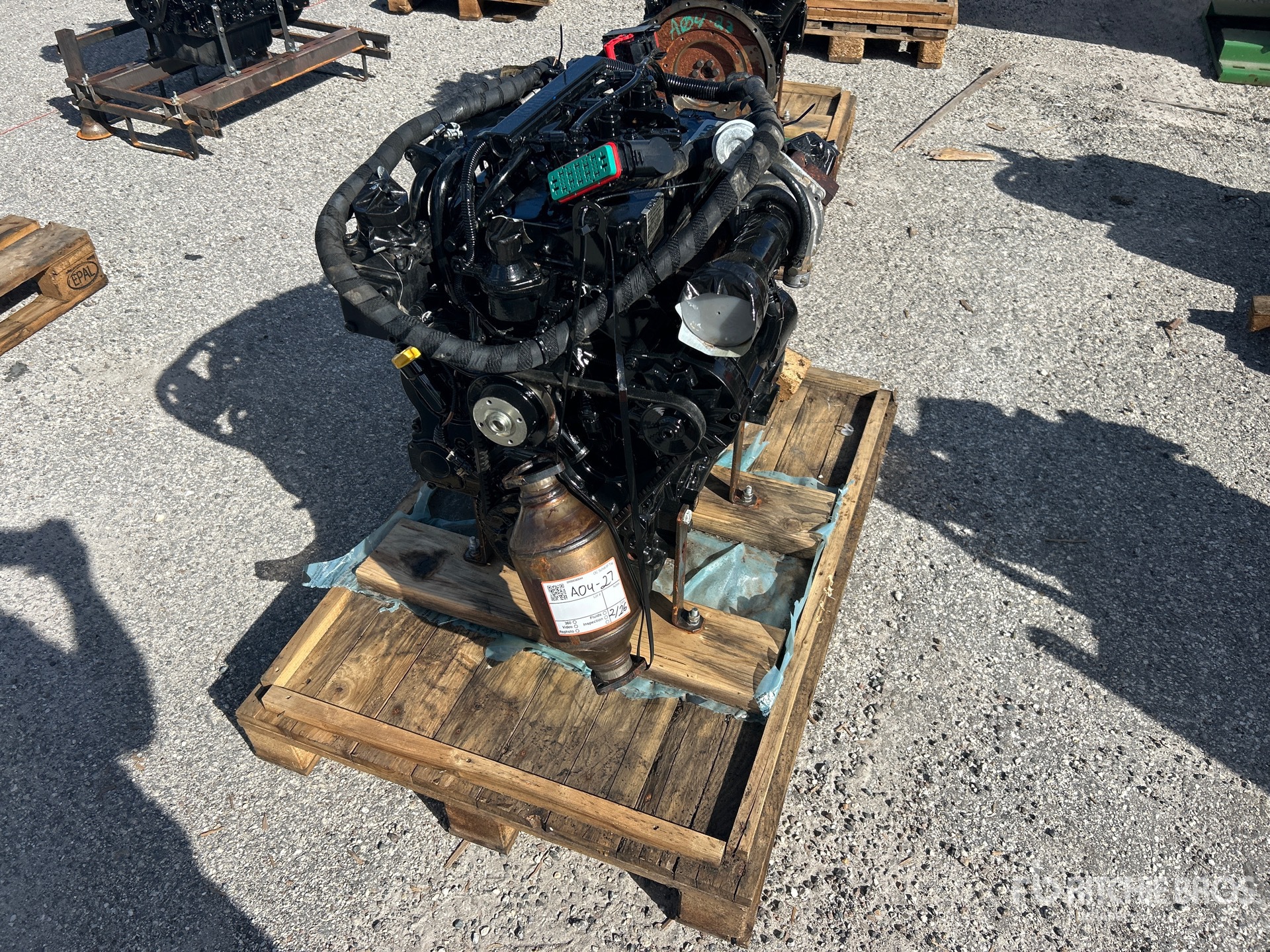 General Appearance with Picture, Left Front Corner