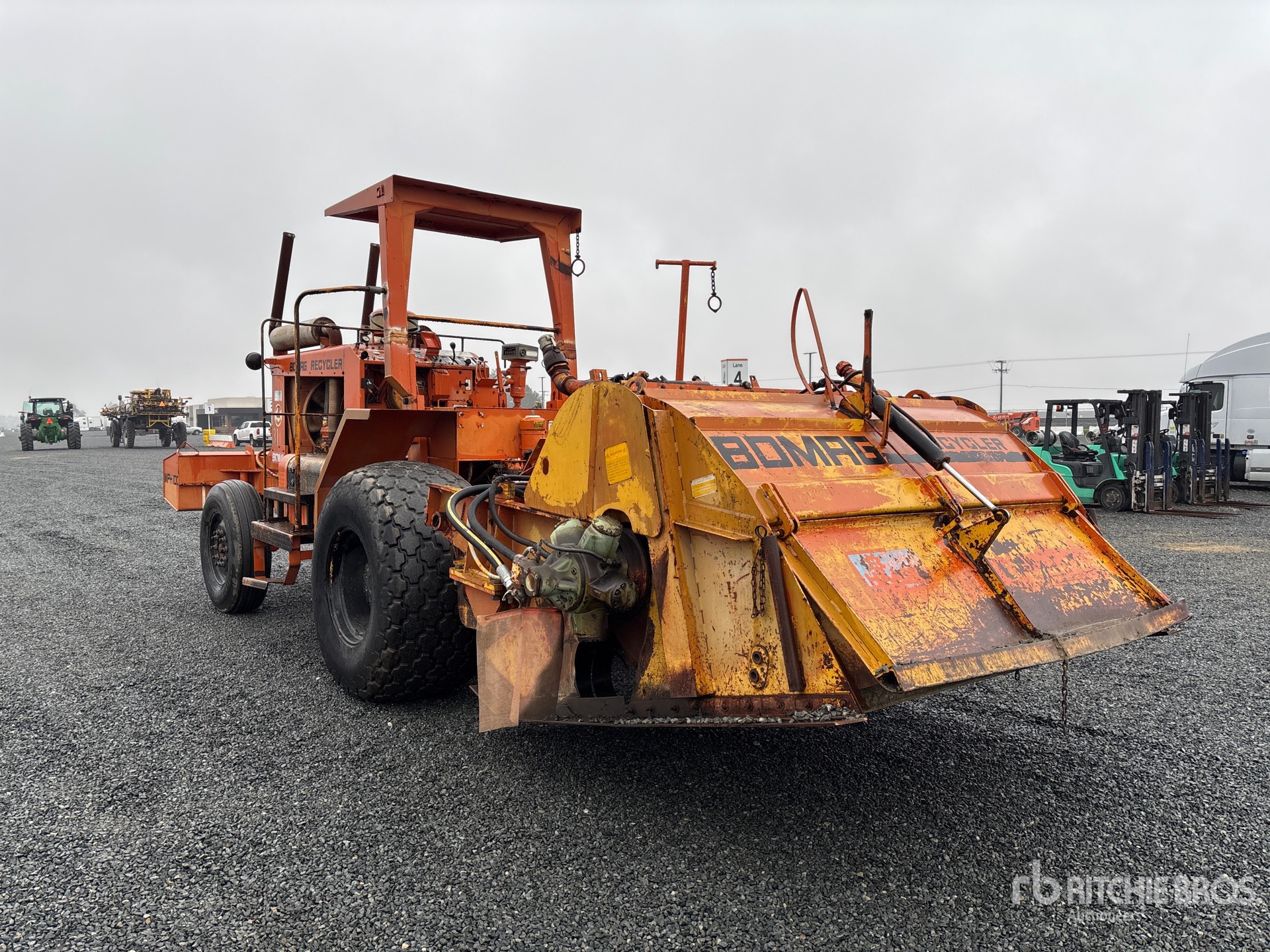 General Appearance with Picture, Left Rear Corner