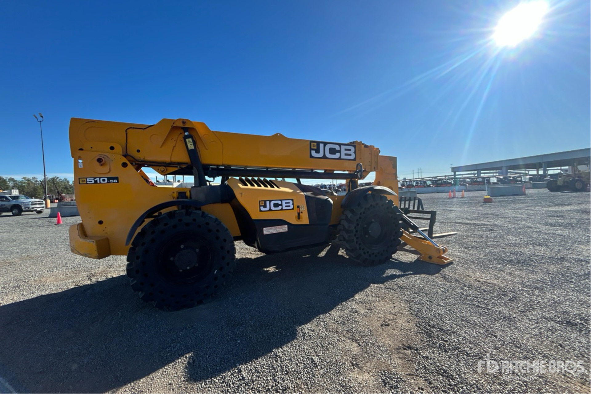 General Appearance with Bild, Ecke hinten rechts