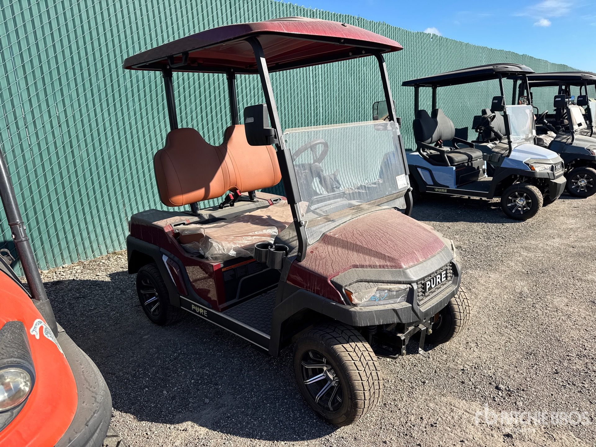 General Appearance with Picture, Right Front Corner