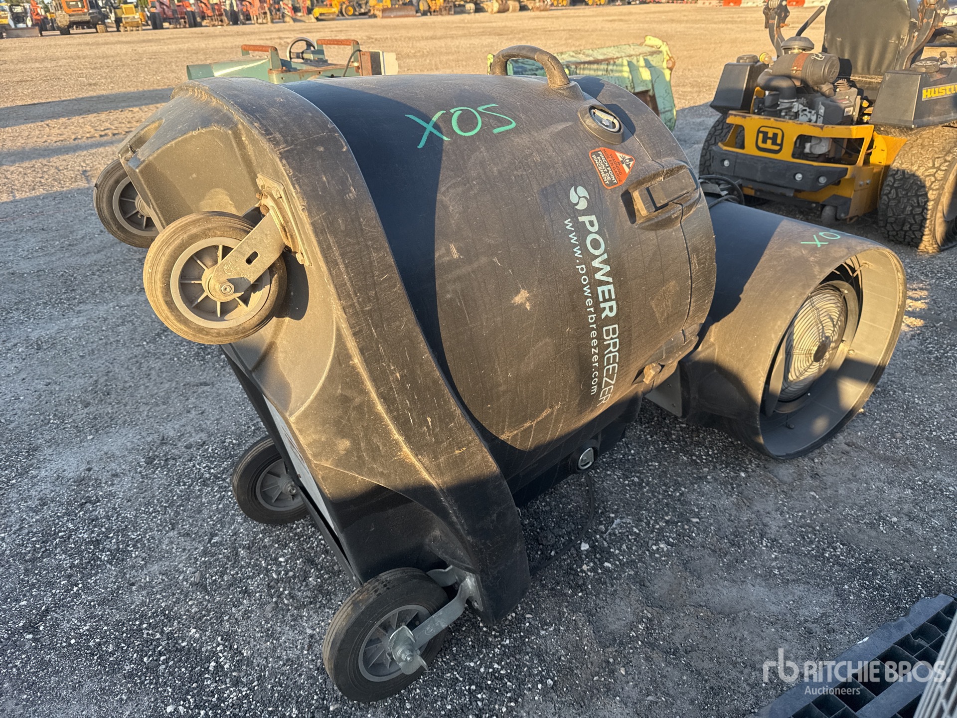 General Appearance with Bild, Ecke hinten links