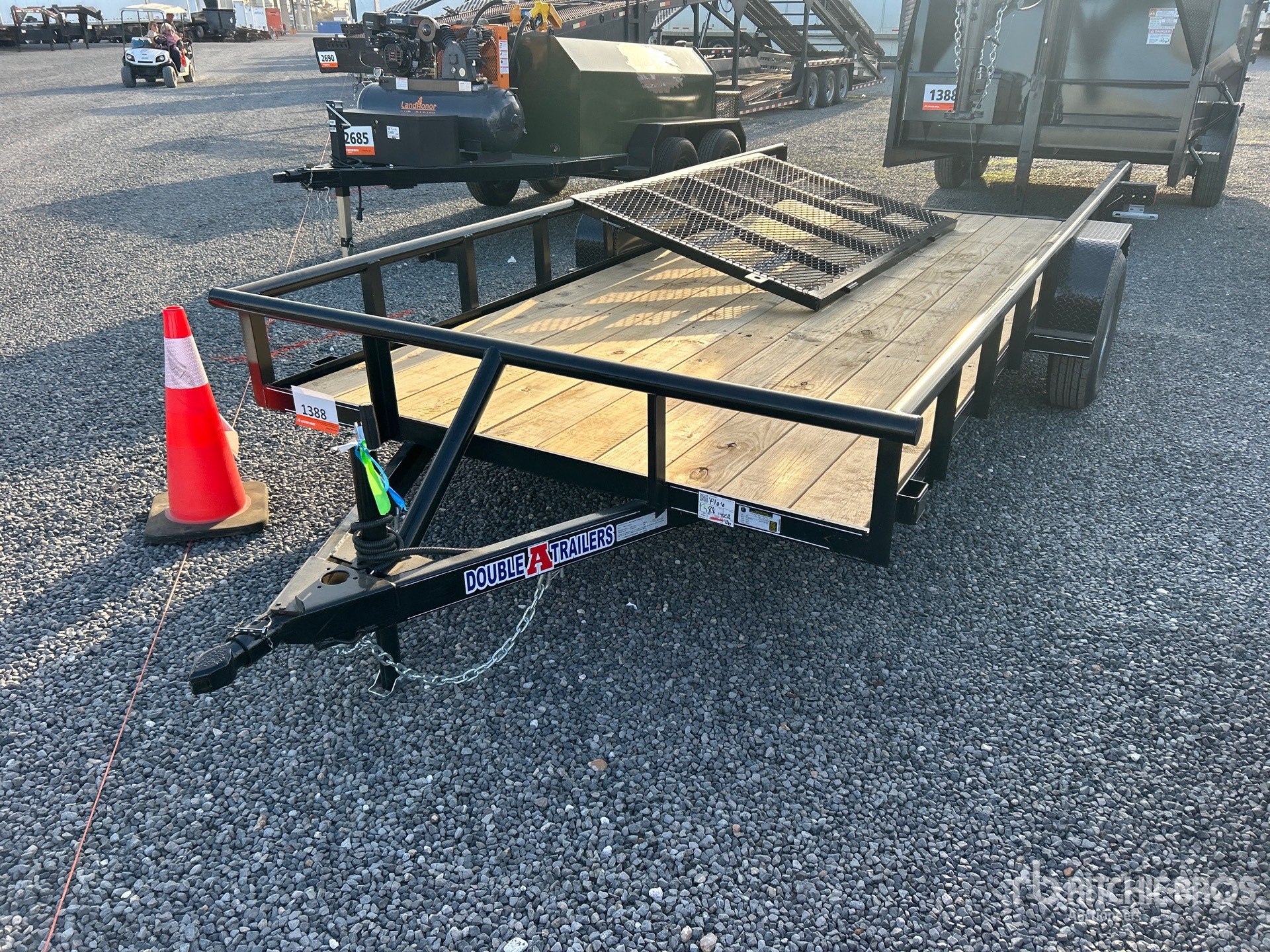 Aspect général with Image, coin avant gauche