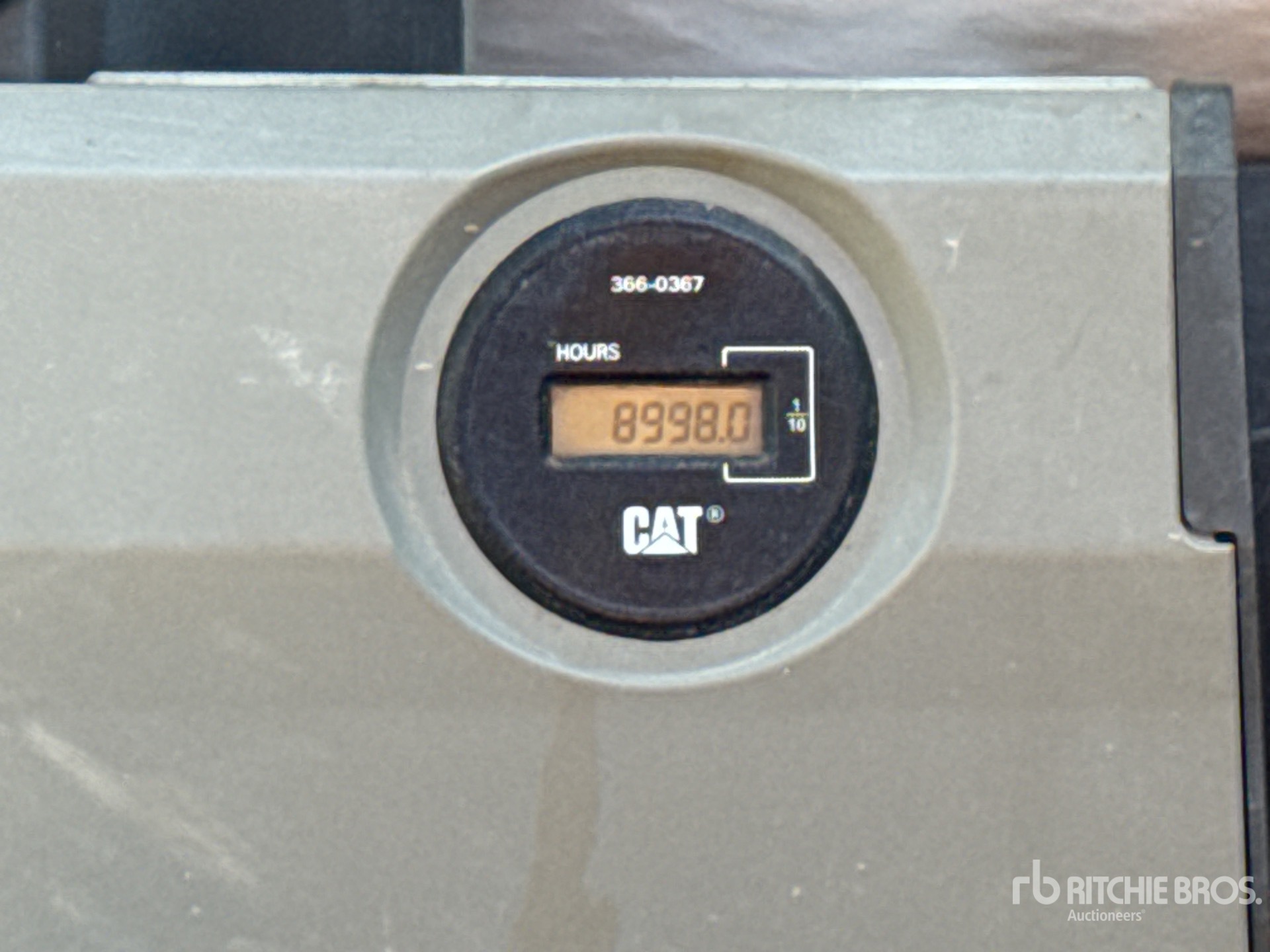 General Appearance with Hour Meter / Odometer