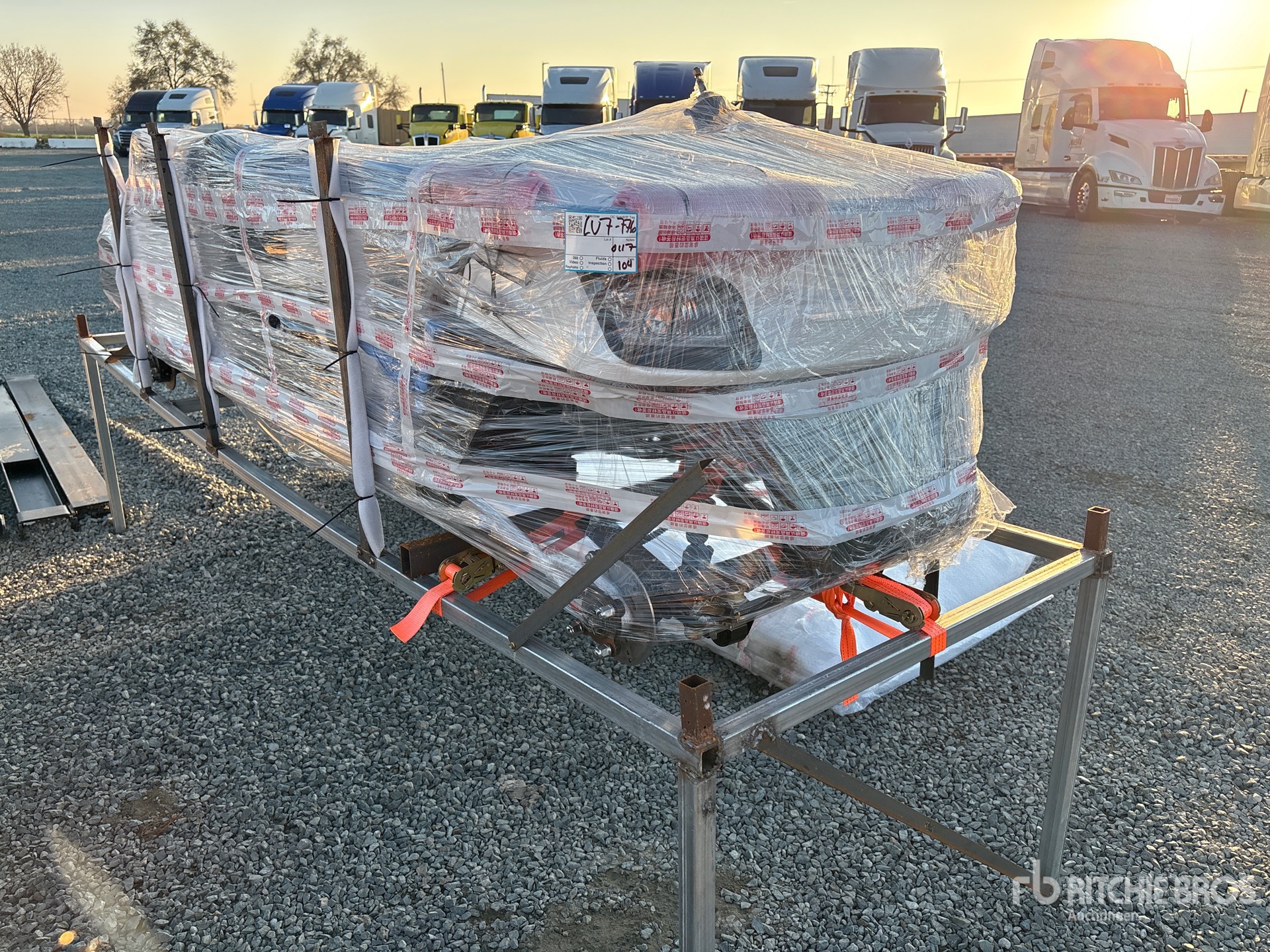 General Appearance with Foto, angolo anteriore sinistro