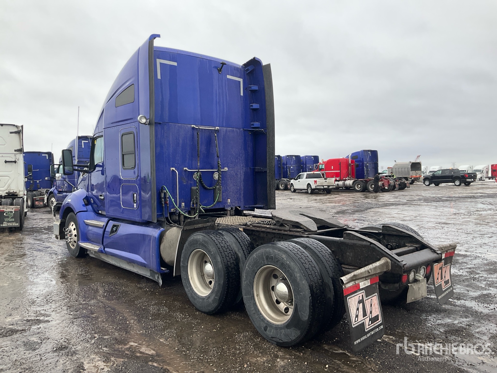 General Appearance with Imagen: esquina trasera izquierda