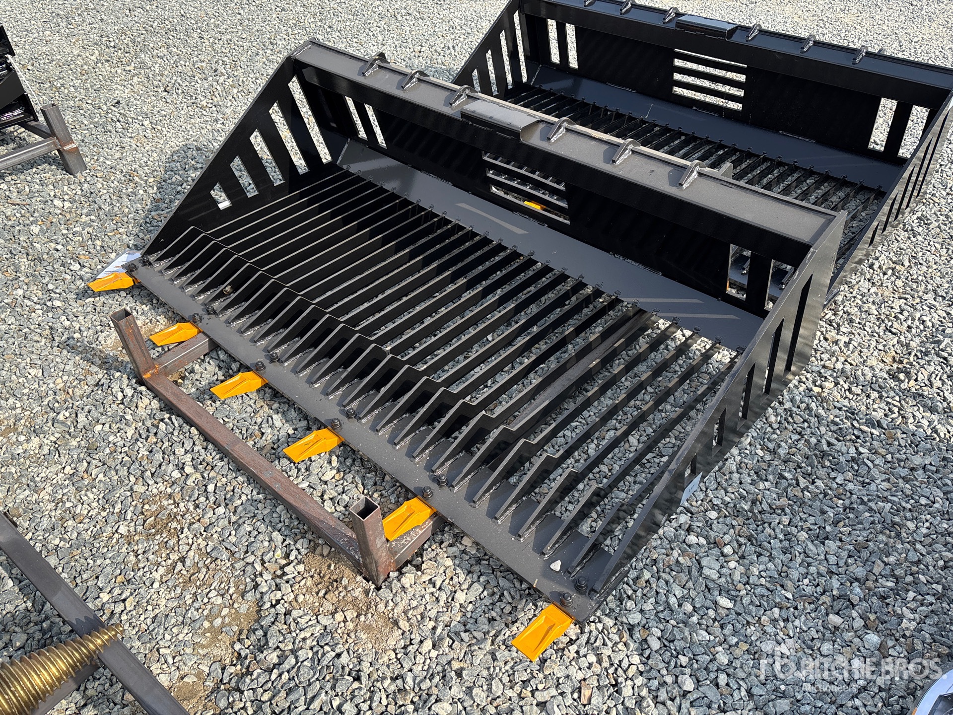 General Appearance with Foto, angolo anteriore sinistro