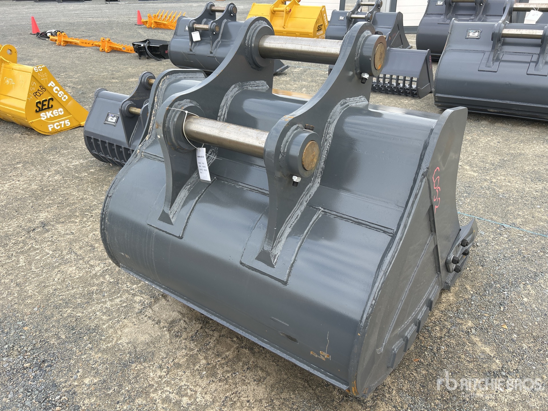 General Appearance with Foto, angolo anteriore sinistro