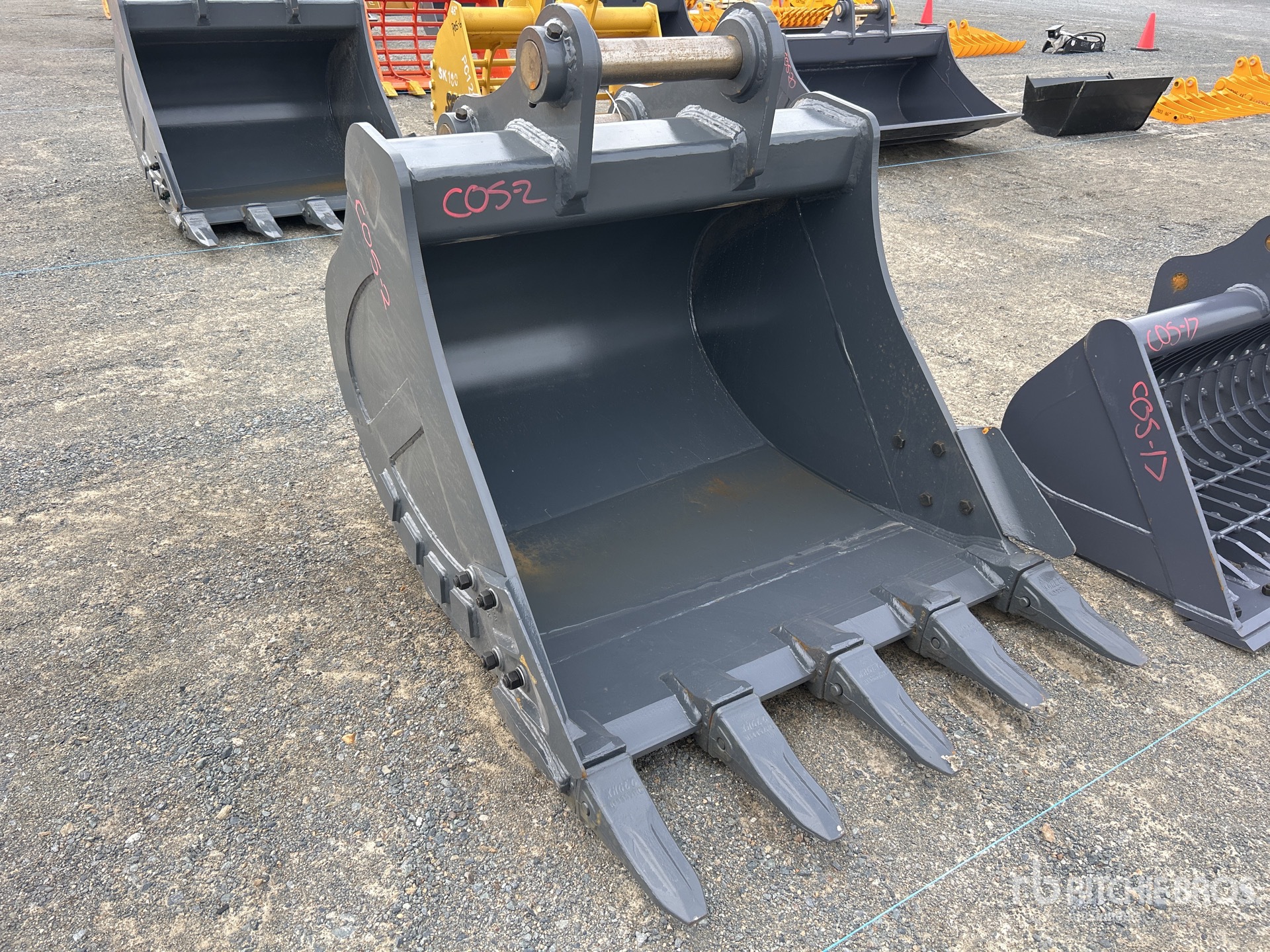 General Appearance with Foto, angolo anteriore destro