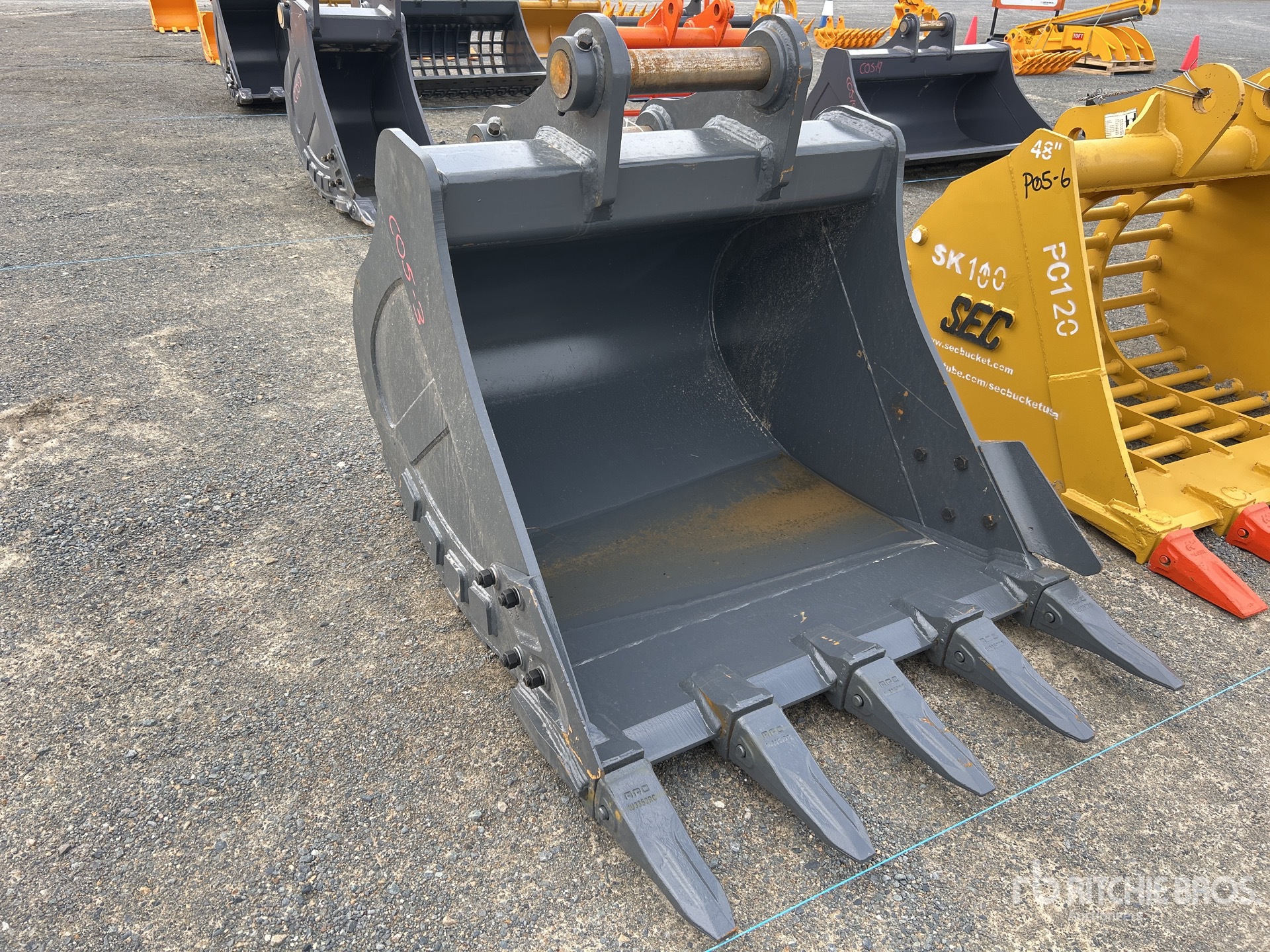 General Appearance with Foto, angolo anteriore destro