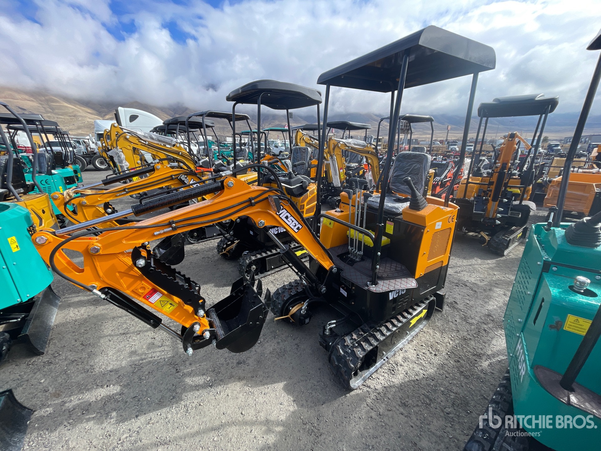 General Appearance with Picture, Left Front Corner