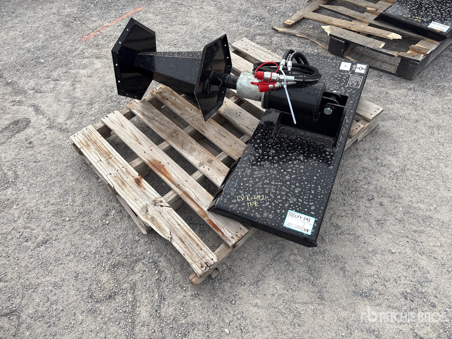 General Appearance with Picture, Left Rear Corner