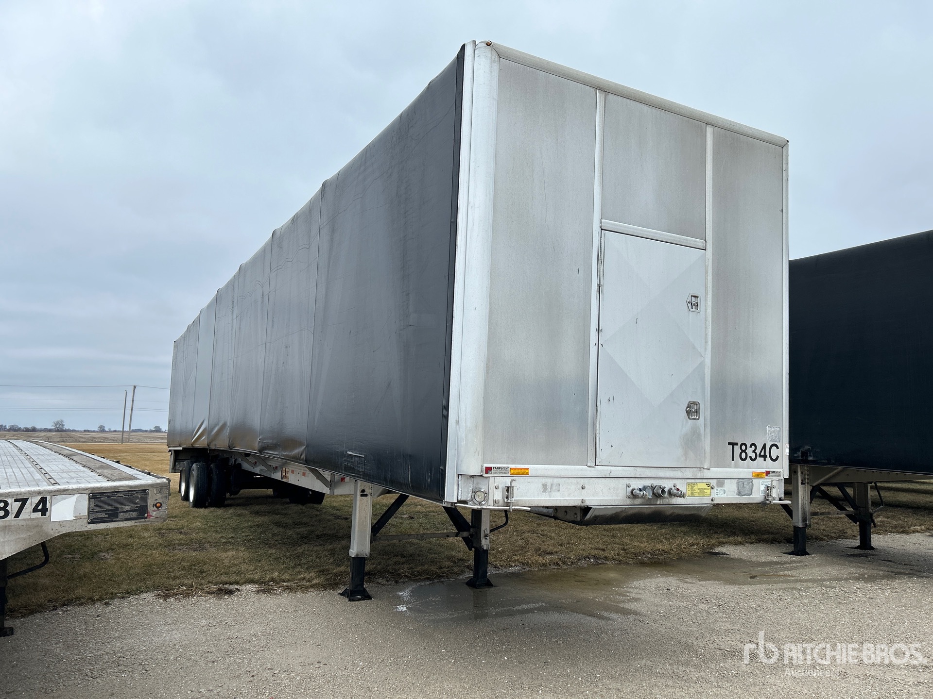 General Appearance with Bild, Ecke vorne rechts