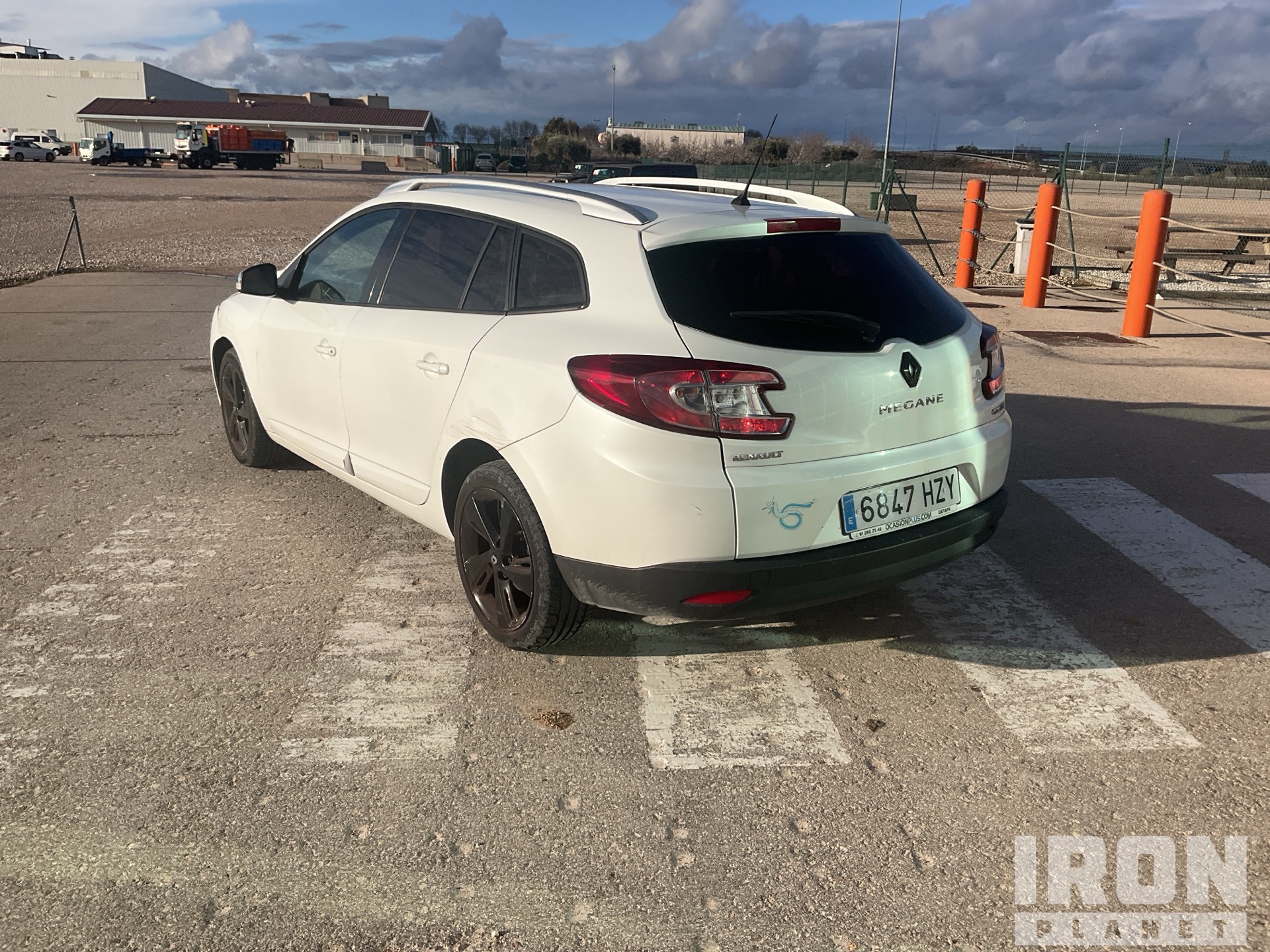 General Appearance with Bild, Ecke hinten links