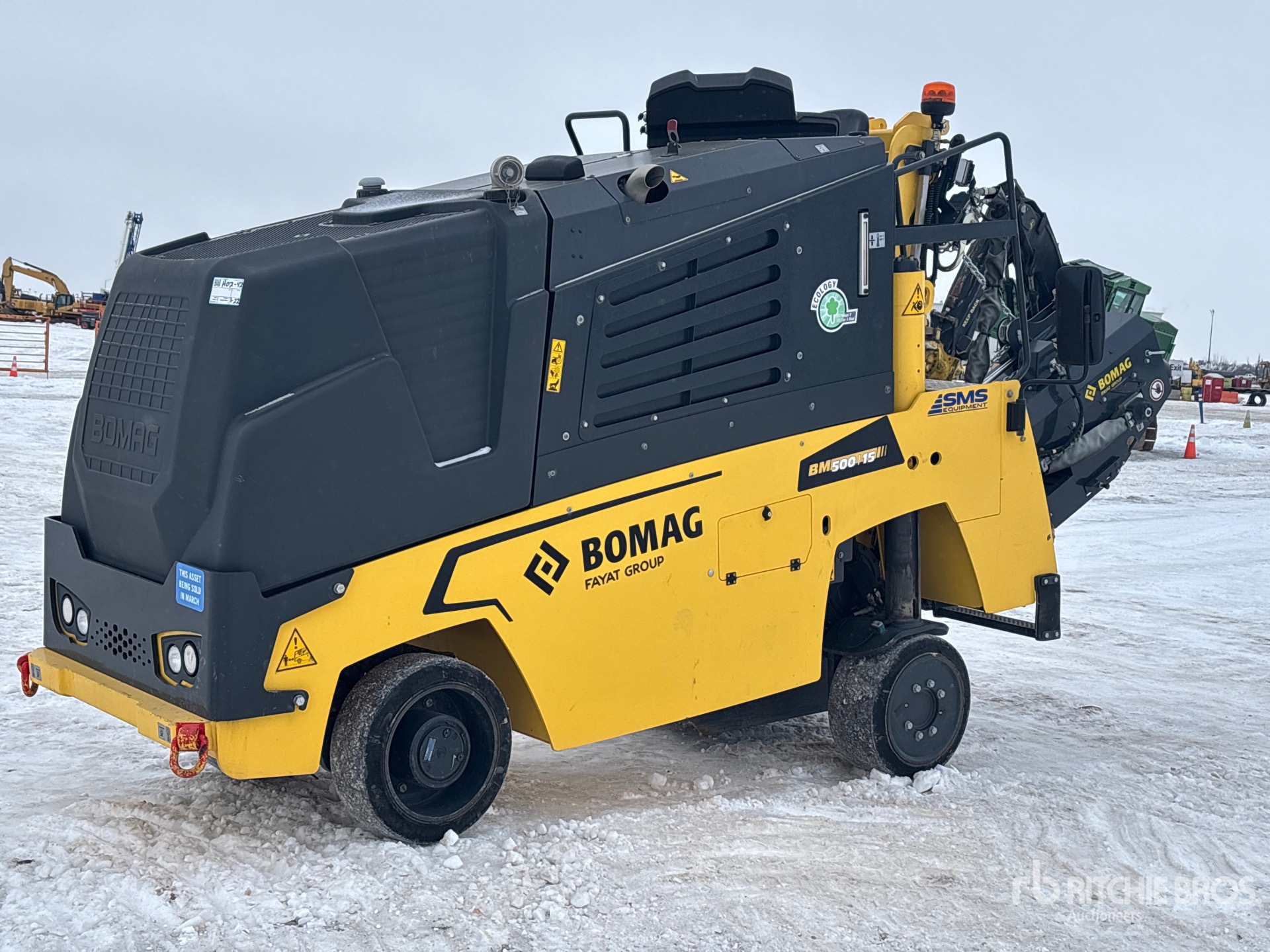 General Appearance with Featured Photo