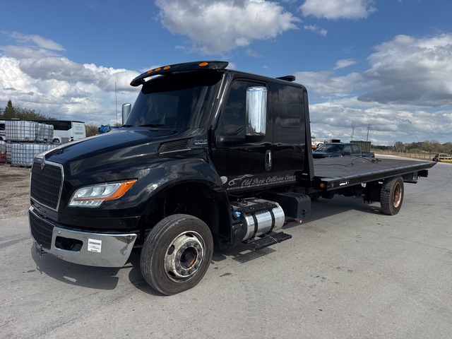 2025 International MV607 4x2 Extended Cab Rollback Truck 2025 International MV607 4x2 Extended Cab Rollback Truck