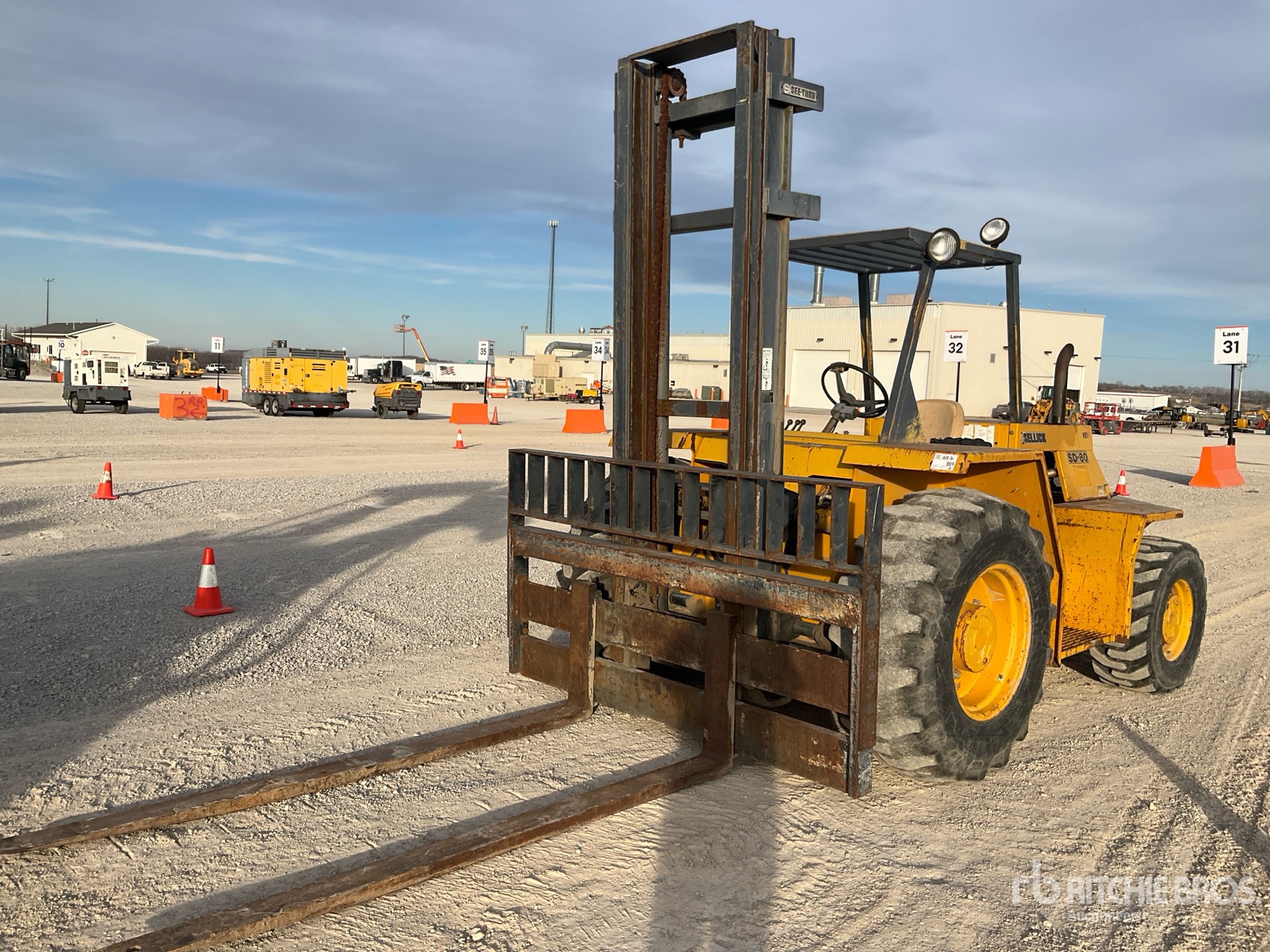 General Appearance with Featured Photo