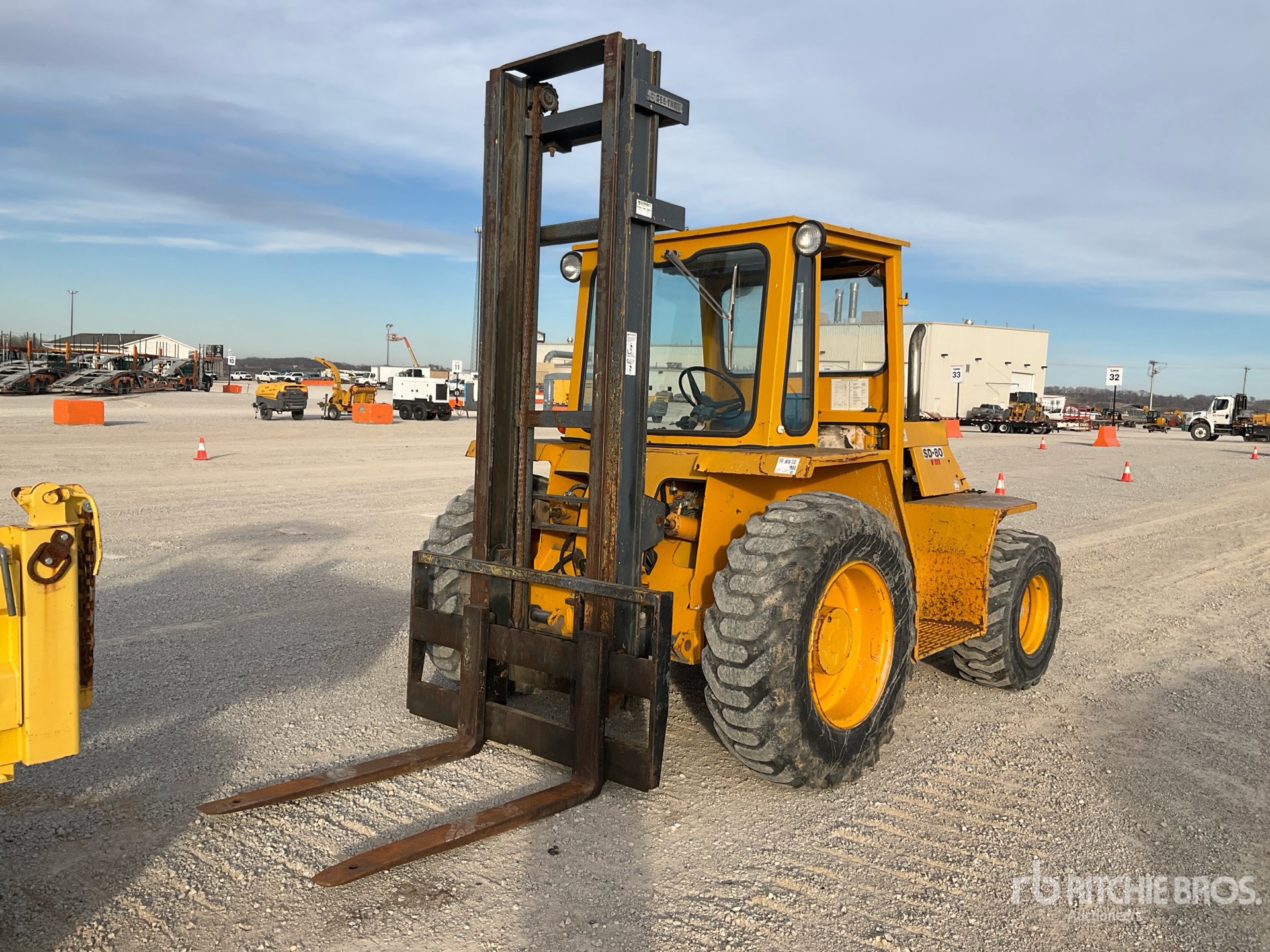 General Appearance with Featured Photo