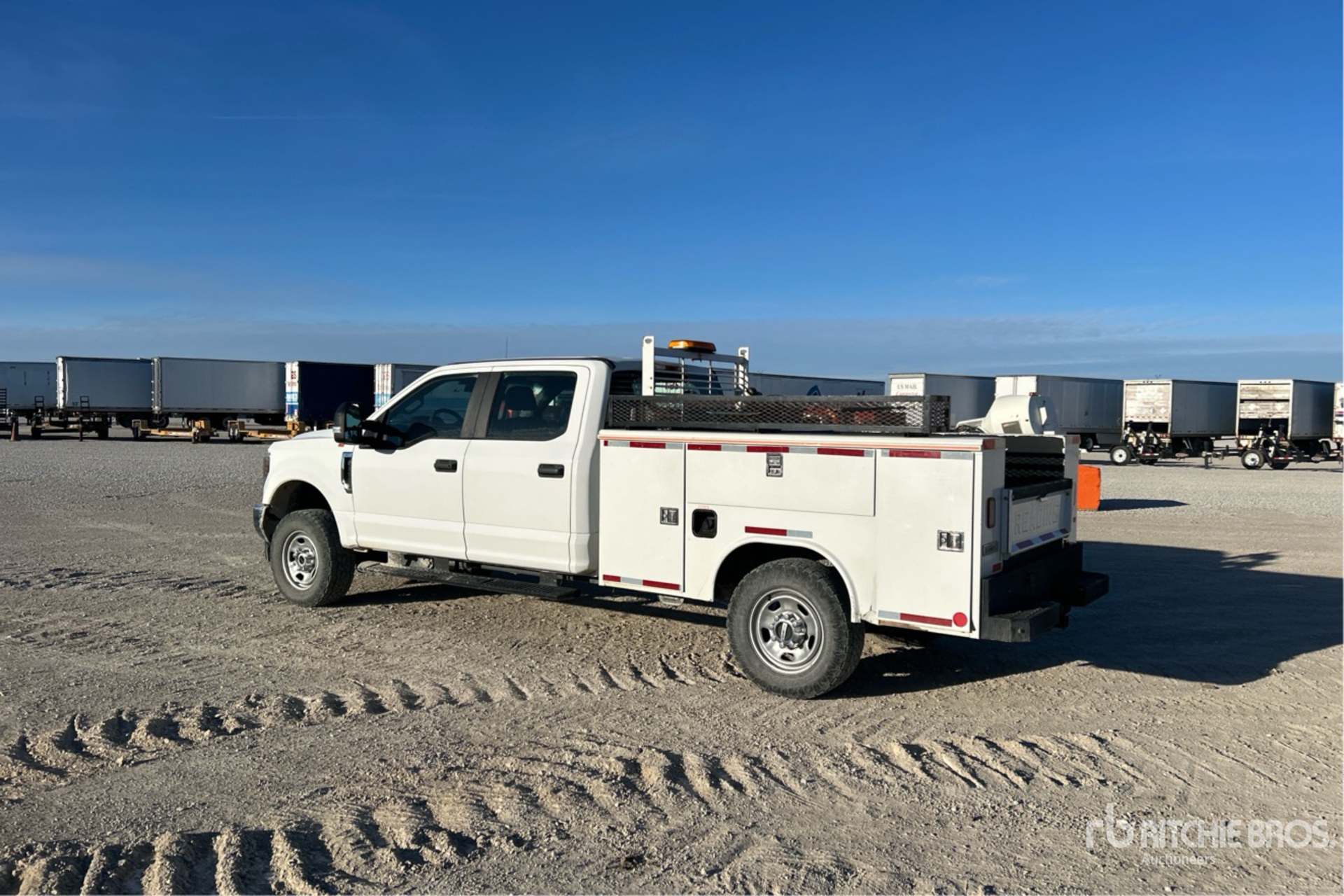 General Appearance with Imagen: esquina trasera izquierda