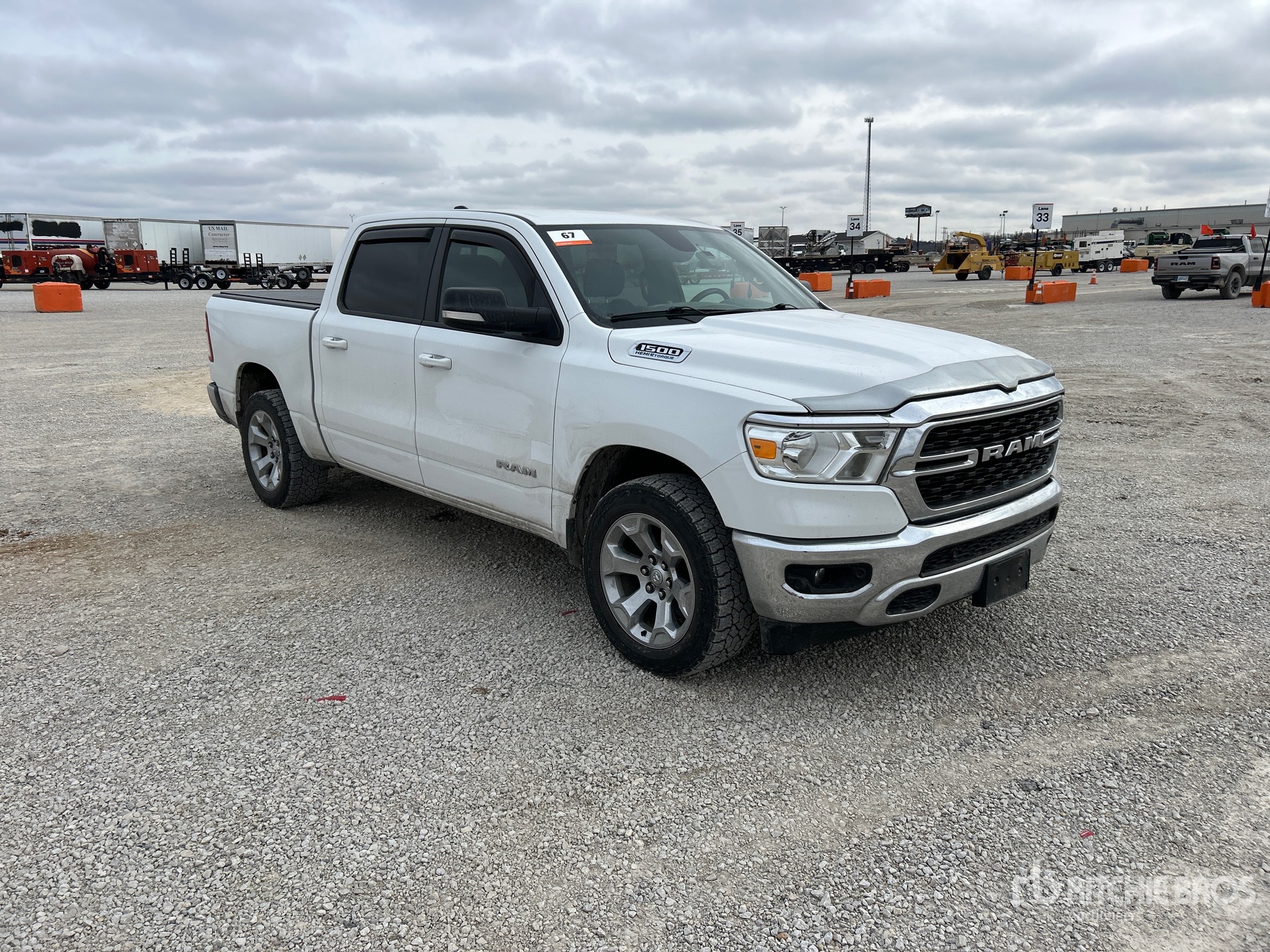 General Appearance with Foto, angolo anteriore destro