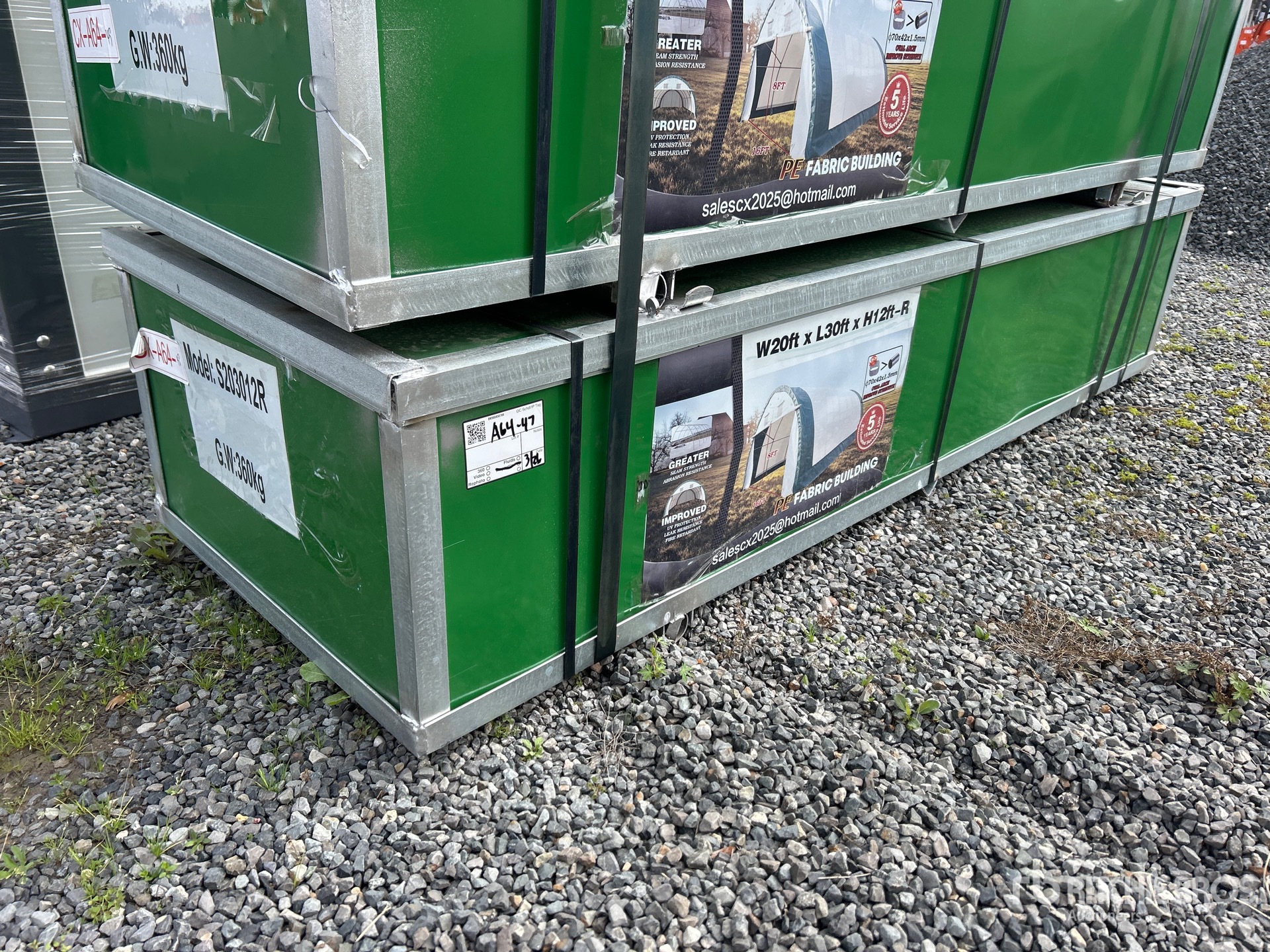 General Appearance with Bild, Ecke hinten links