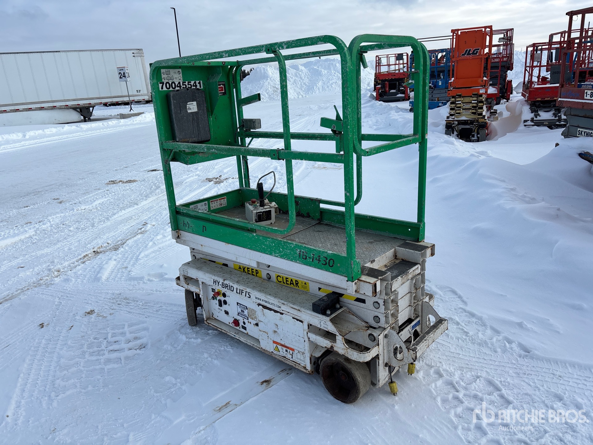 General Appearance with Picture, Left Front Corner